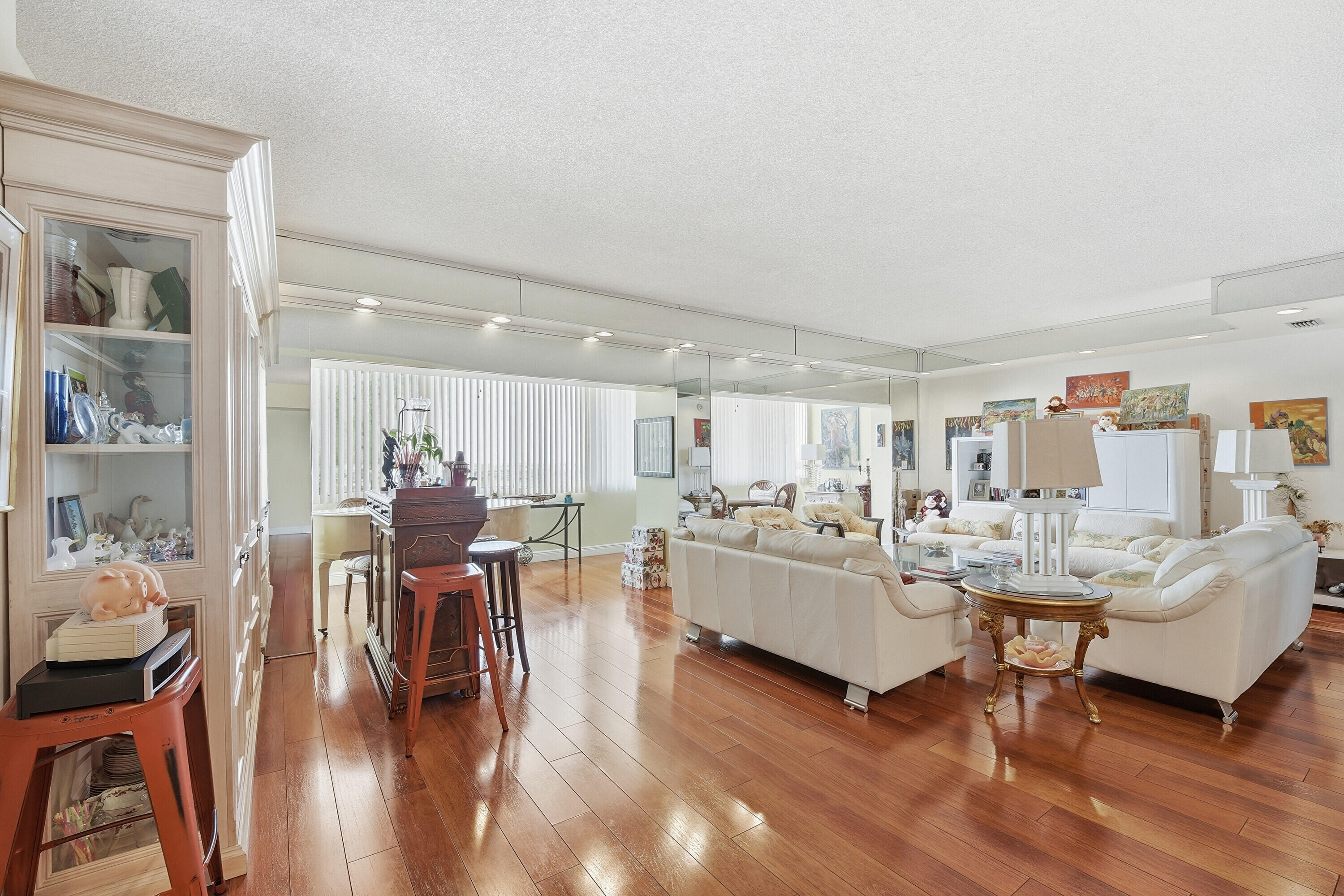 3800 Hillcrest Drive 1219