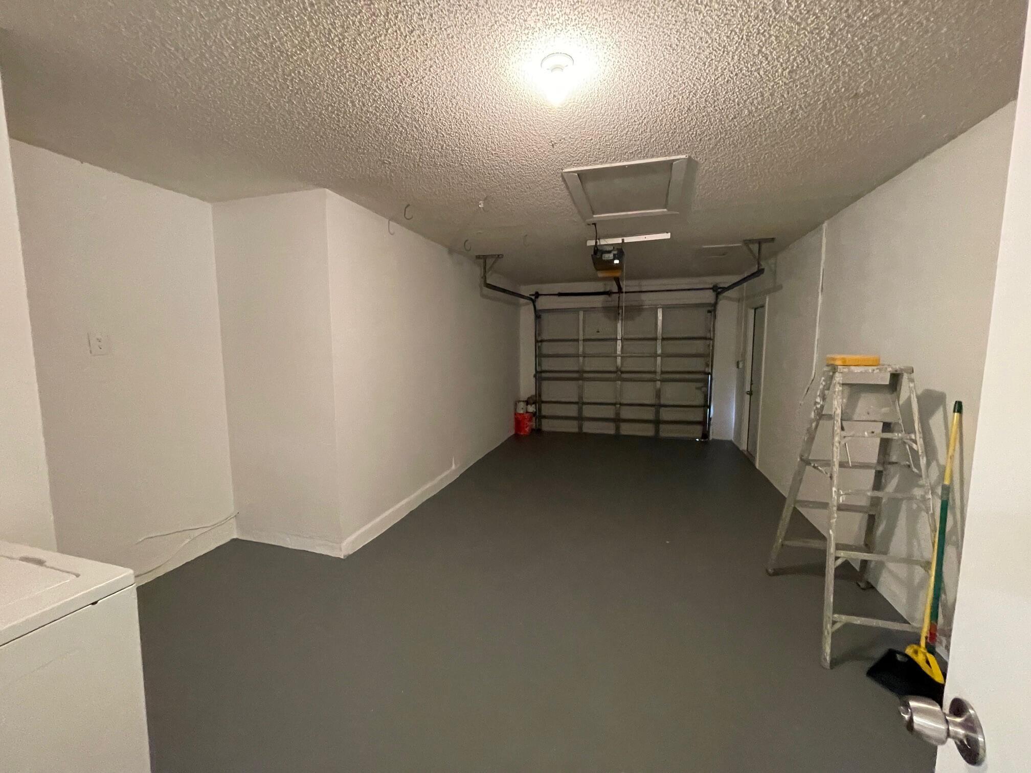 PALM BEACH LEISUREVILLE S - Residential Lease