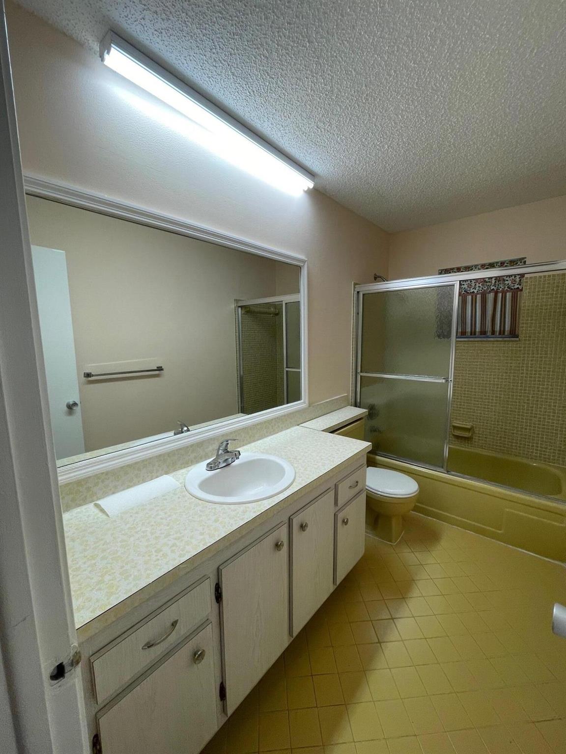 PALM BEACH LEISUREVILLE S - Residential Lease