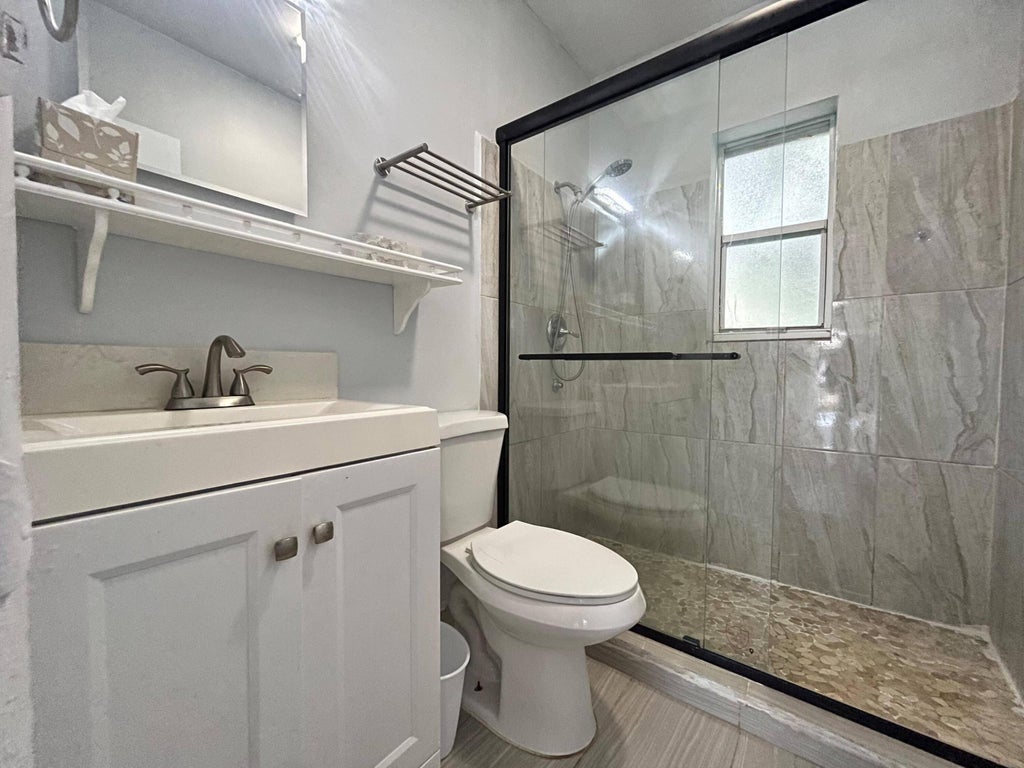 Photo of 1302 S FEDERAL Highway #1, Lake Worth Beach, FL 33460 (MLS # B26092406)