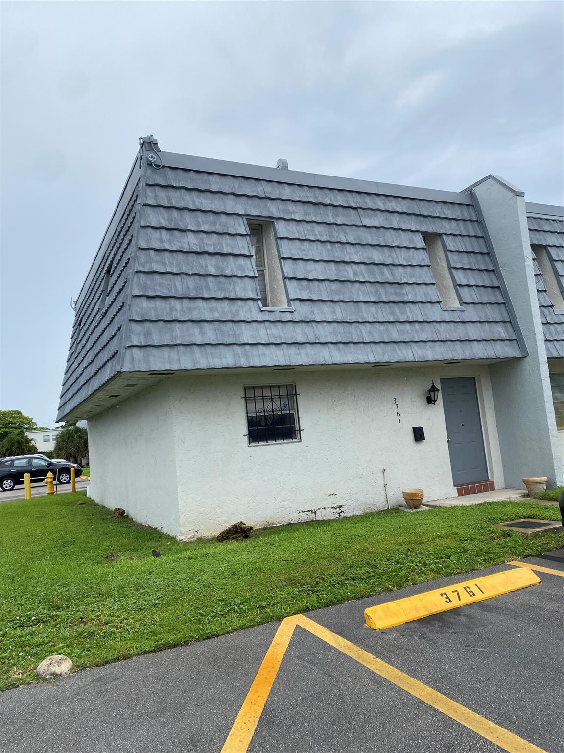 Great opportunity to have a FOUR bedroom townhouse! One bedroom and bathroom downstairs. Laminate wood throughout. Fresh paint and redone bathrooms. Very clean and bright.