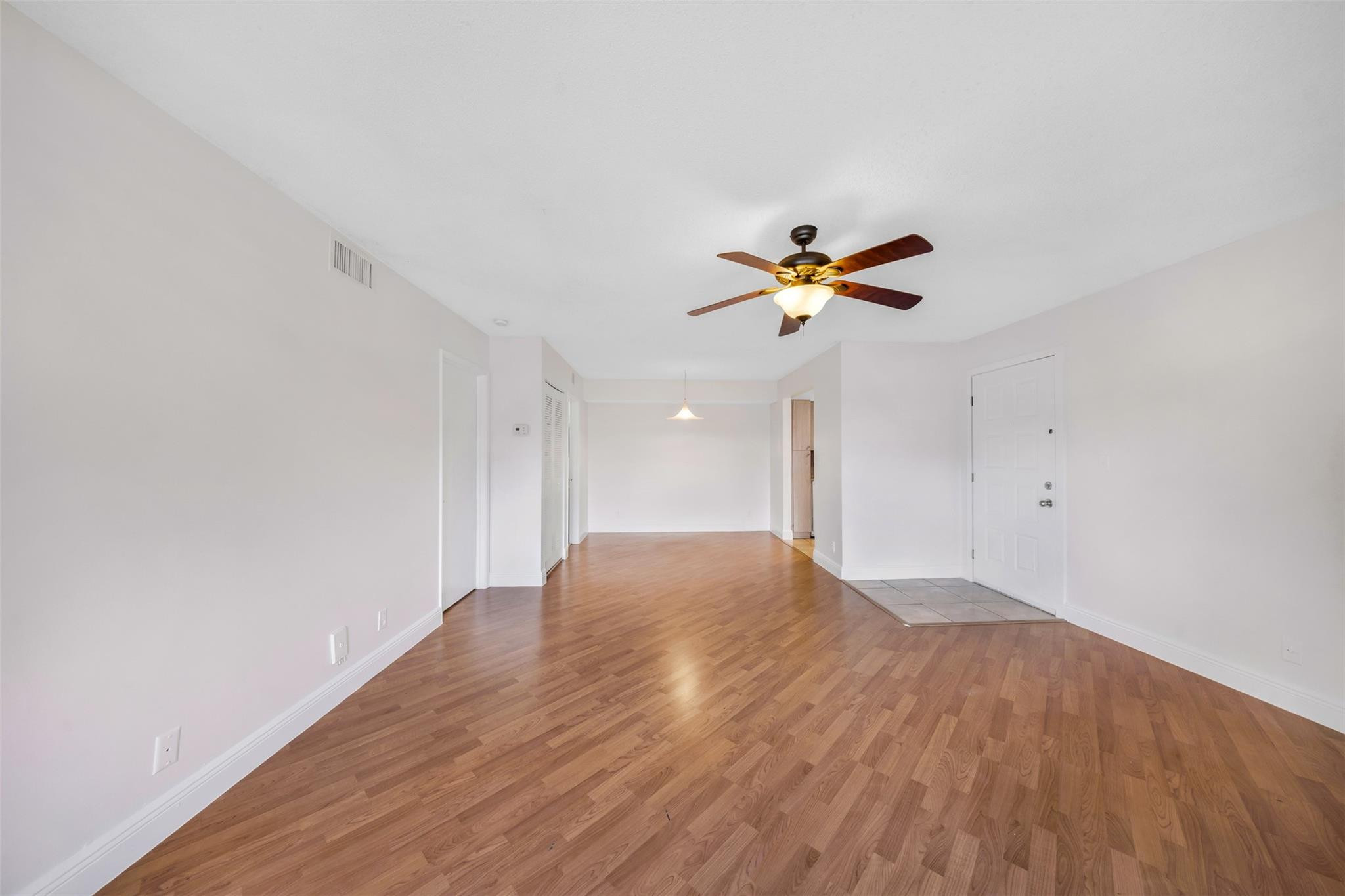 BREEZES AT PALM AIRE CONDO - Residential Lease