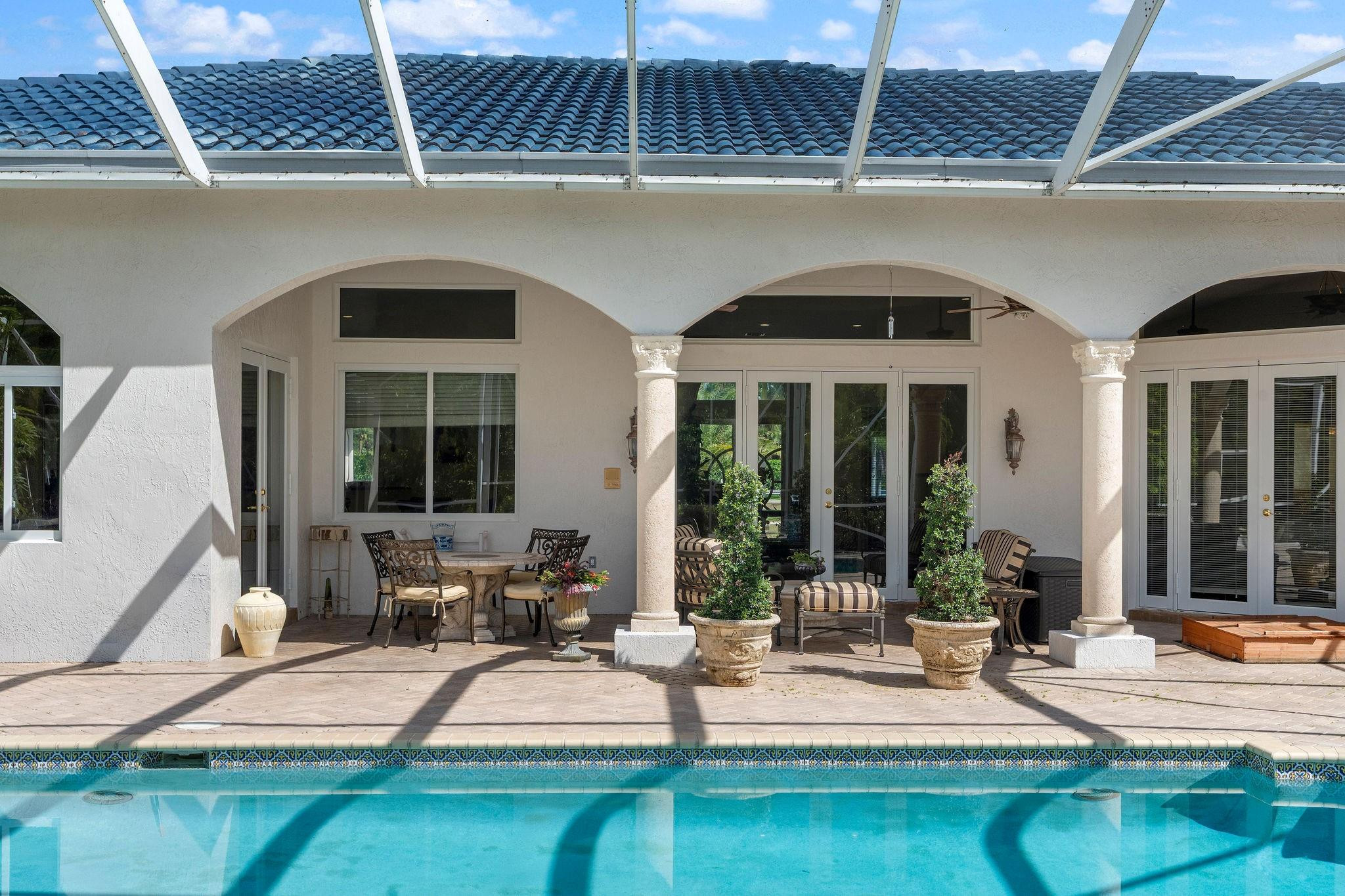 SUNSHINE RANCHES - Residential