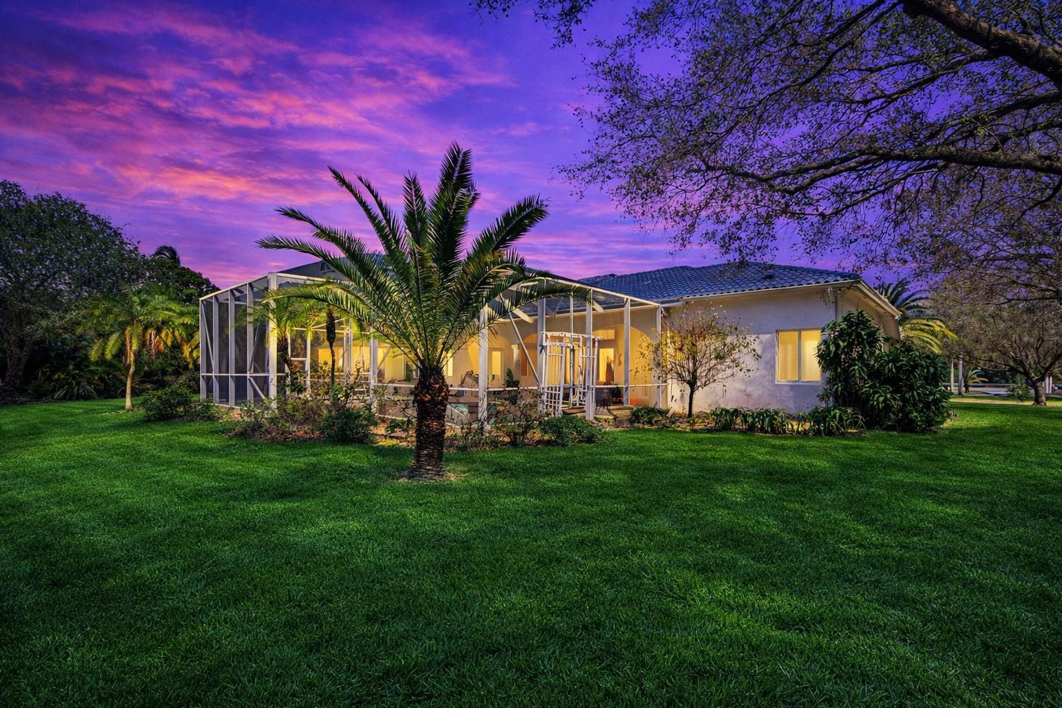 SUNSHINE RANCHES - Residential