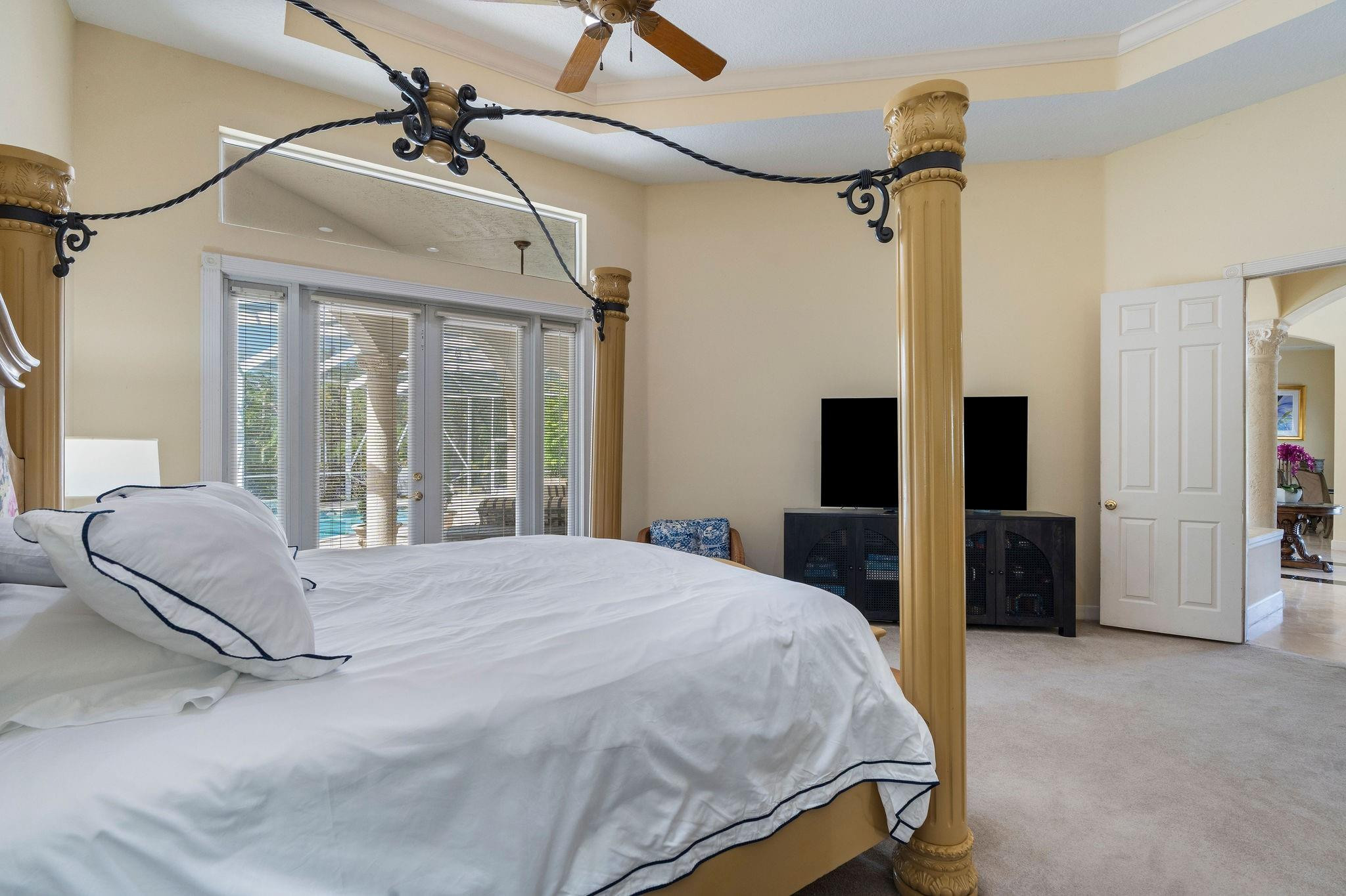 SUNSHINE RANCHES - Residential