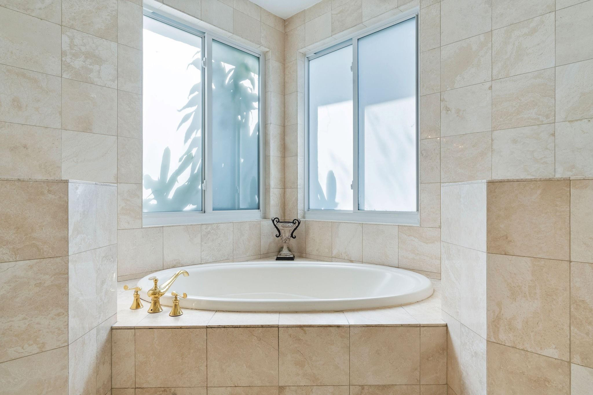 SUNSHINE RANCHES - Residential