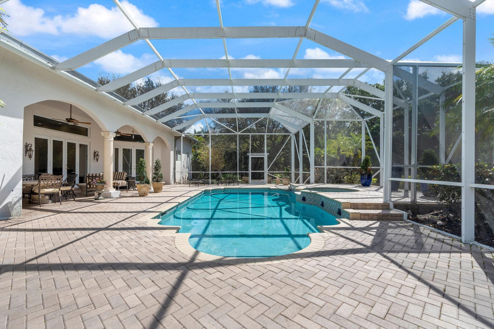 SUNSHINE RANCHES - Residential