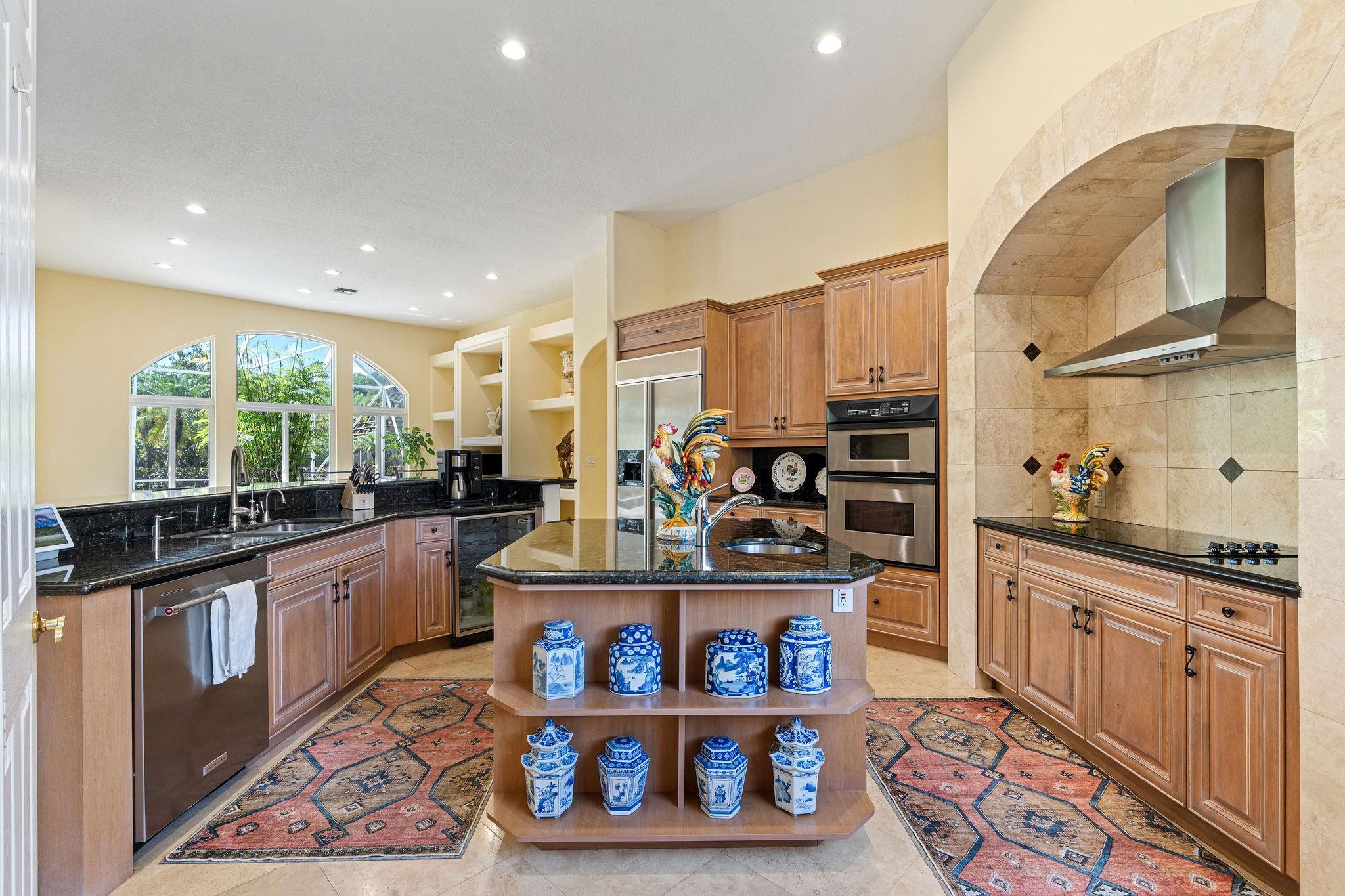 SUNSHINE RANCHES - Residential