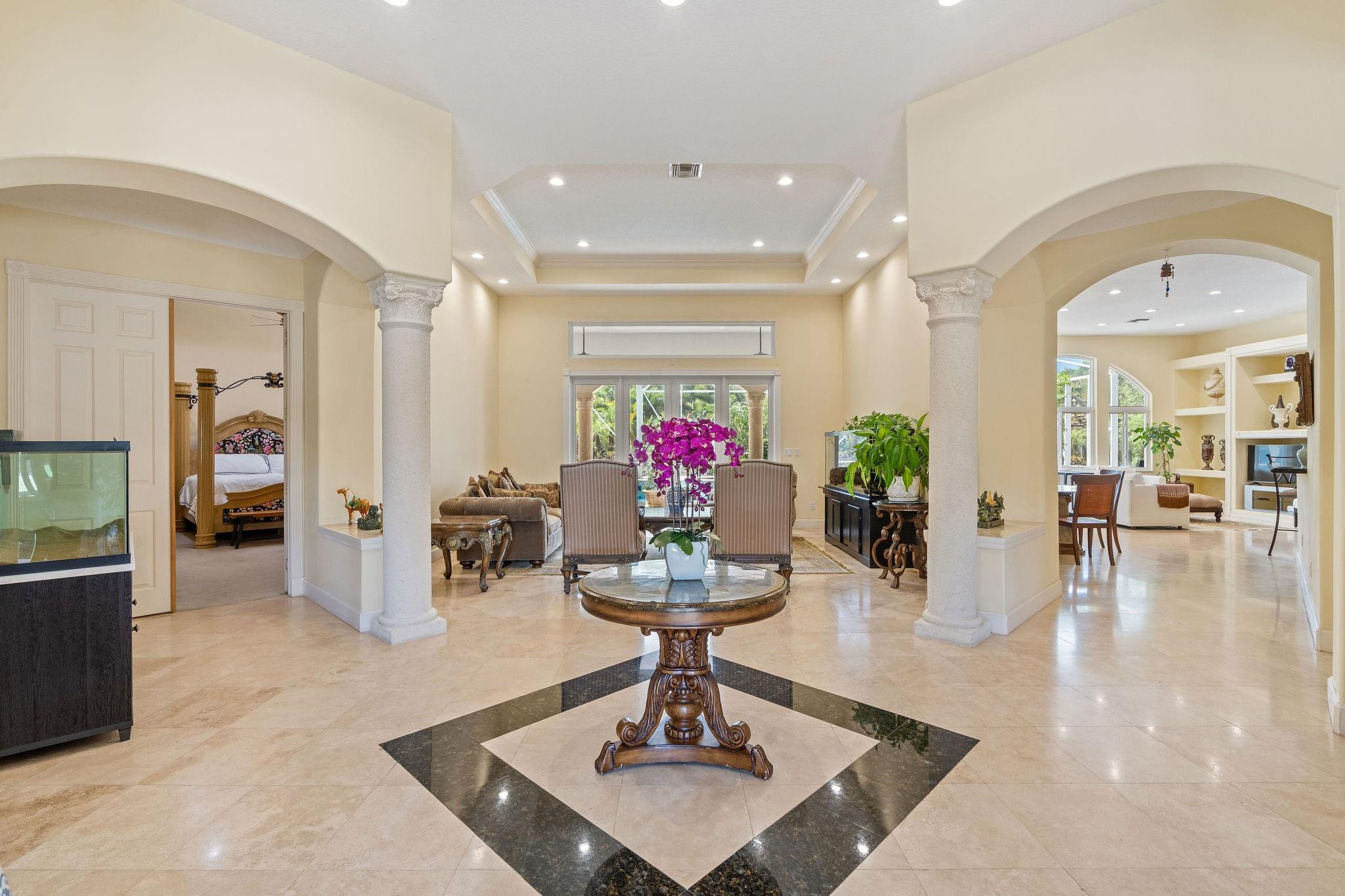 SUNSHINE RANCHES - Residential