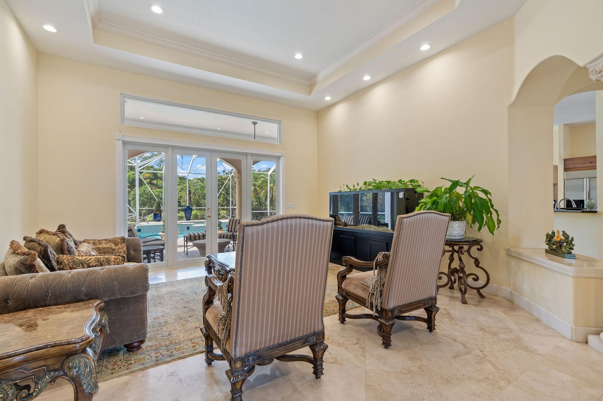 SUNSHINE RANCHES - Residential