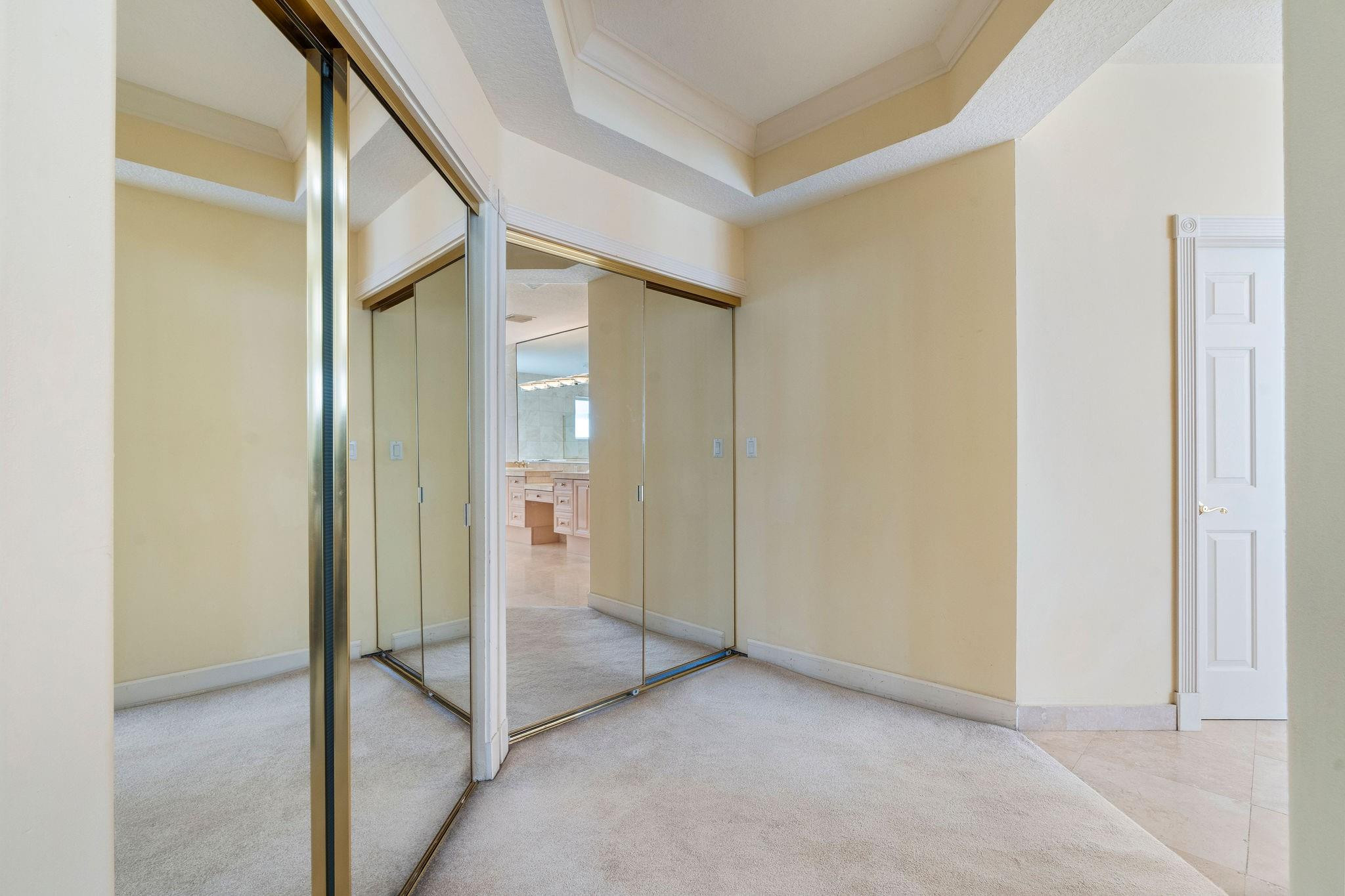 SUNSHINE RANCHES - Residential