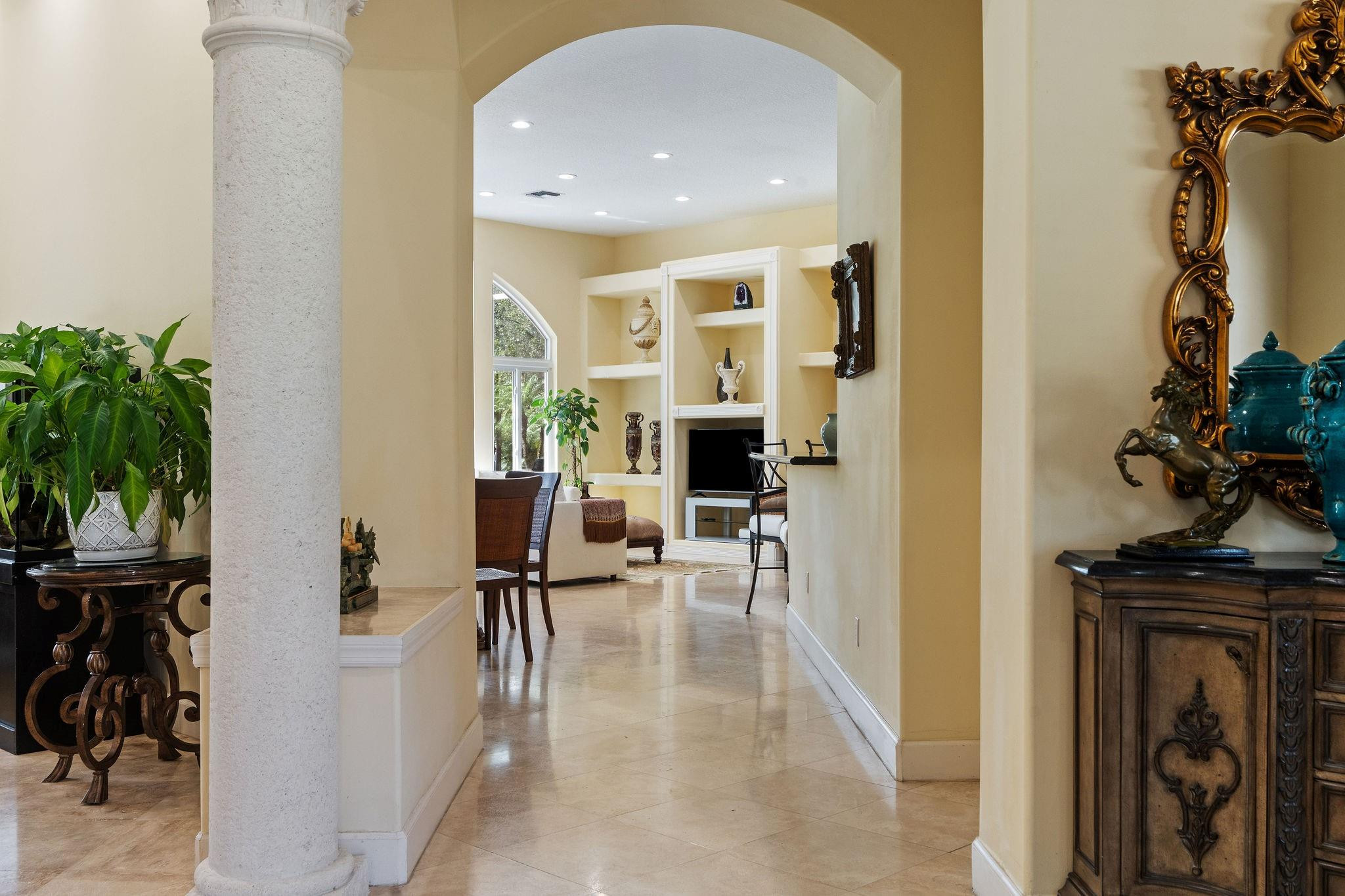 SUNSHINE RANCHES - Residential