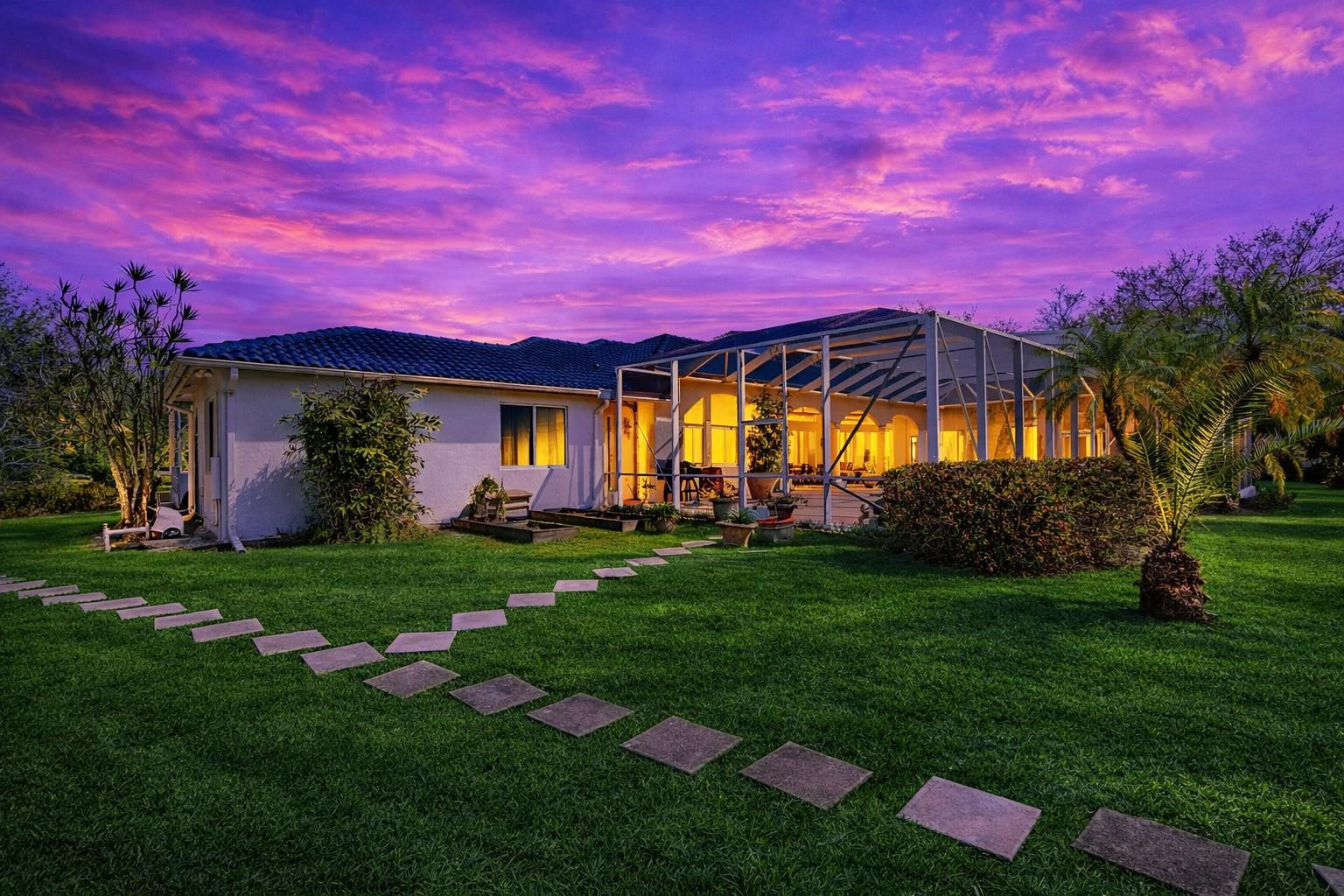 SUNSHINE RANCHES - Residential