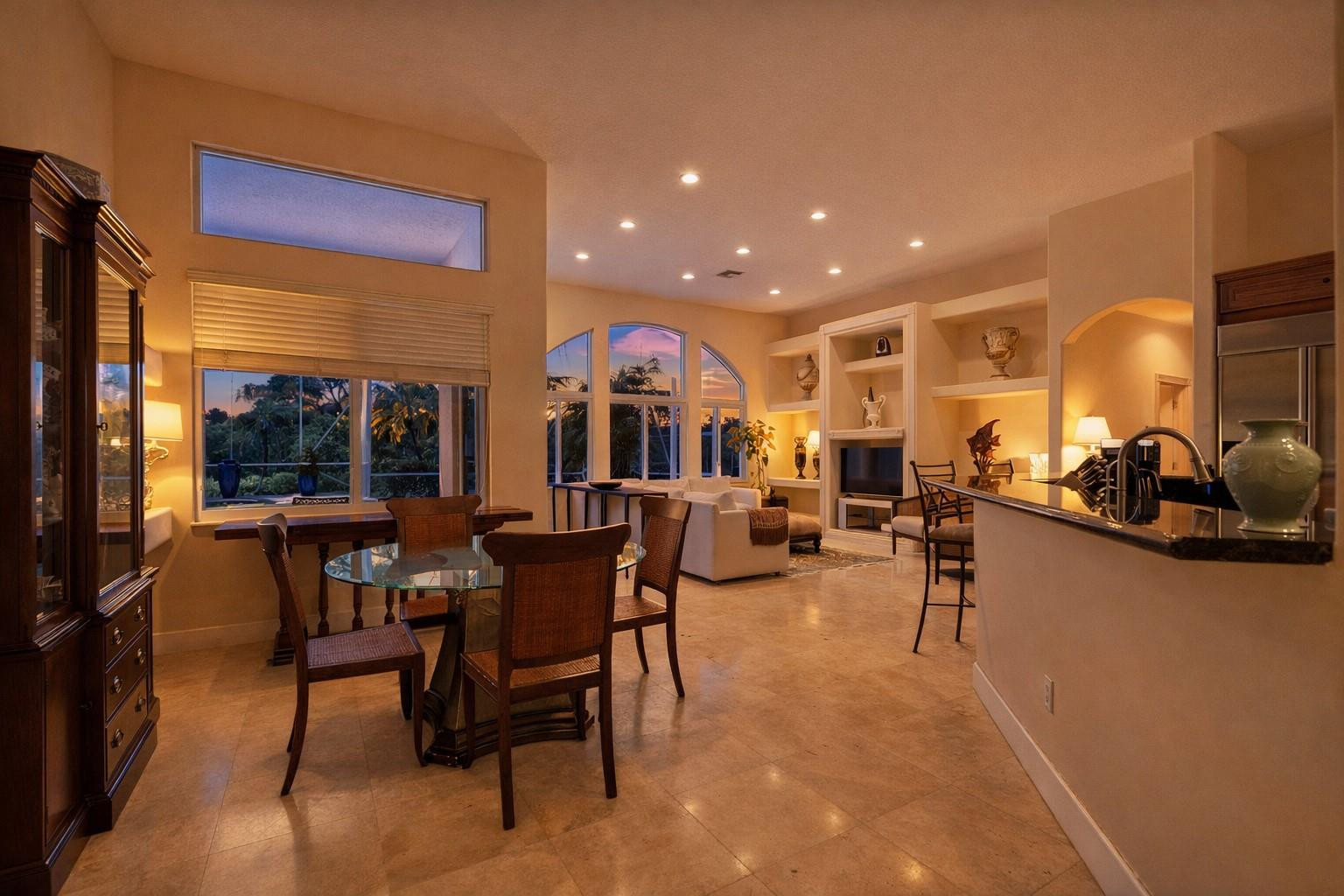 SUNSHINE RANCHES - Residential