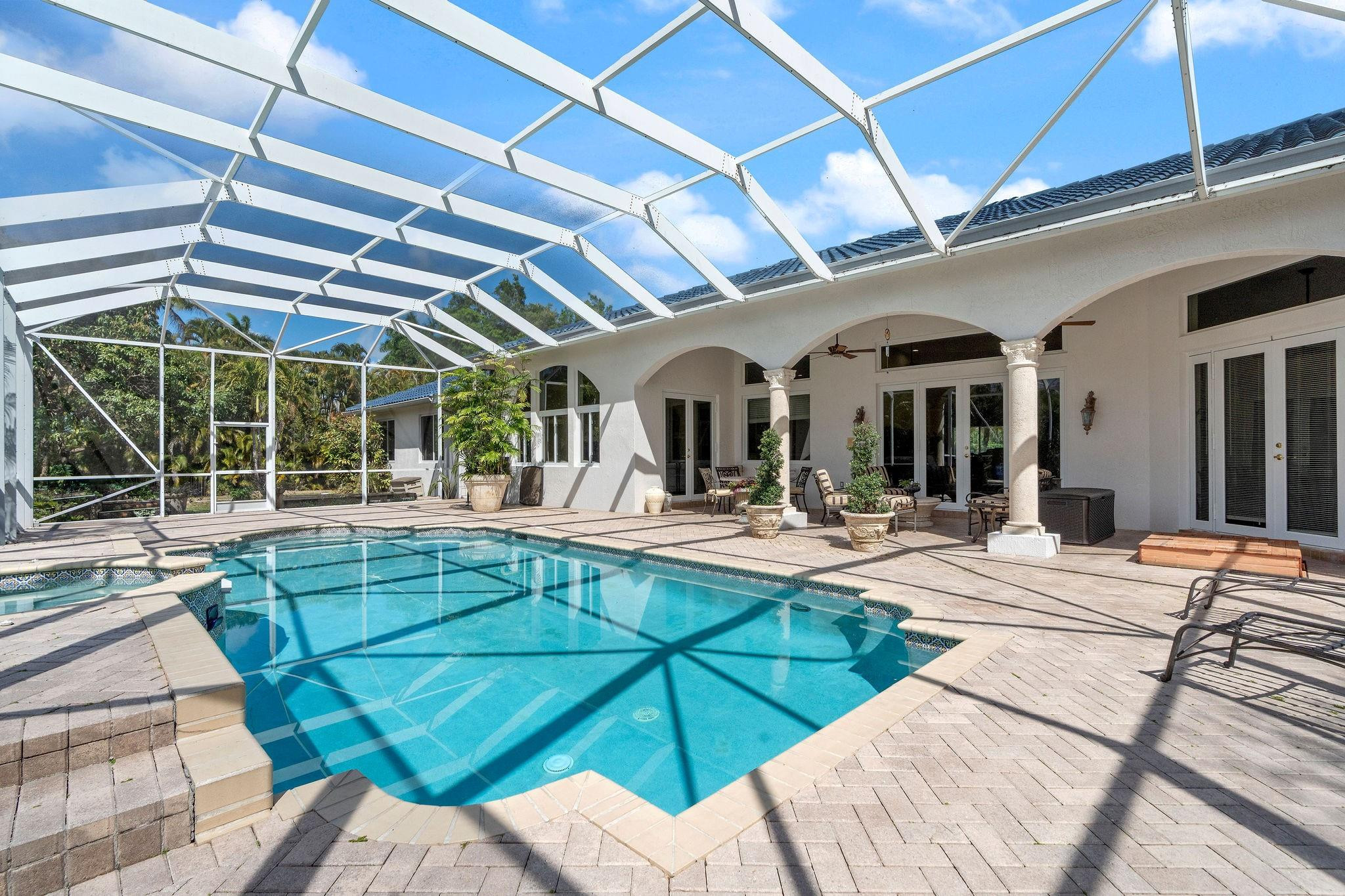 SUNSHINE RANCHES - Residential