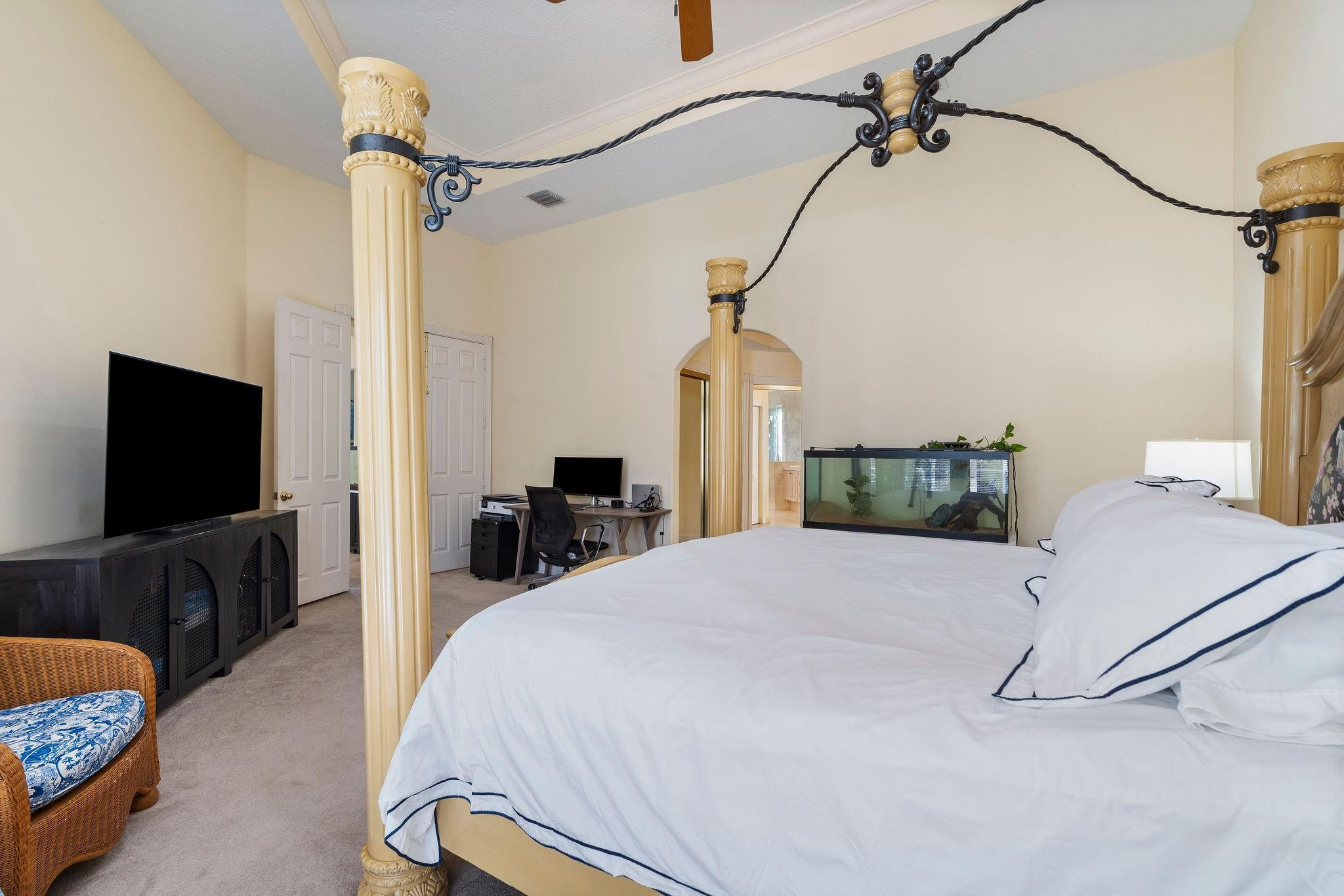 SUNSHINE RANCHES - Residential