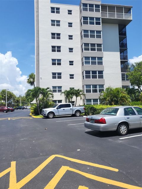 1075 NE Miami Gardens Dr 706 Miami FL 33179