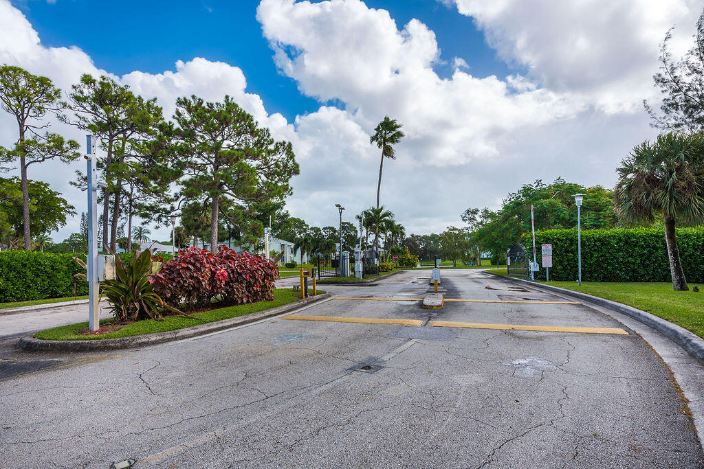 Photo of 3612 Alder Drive #B3, West Palm Beach, FL 33417 (MLS # B26094554)