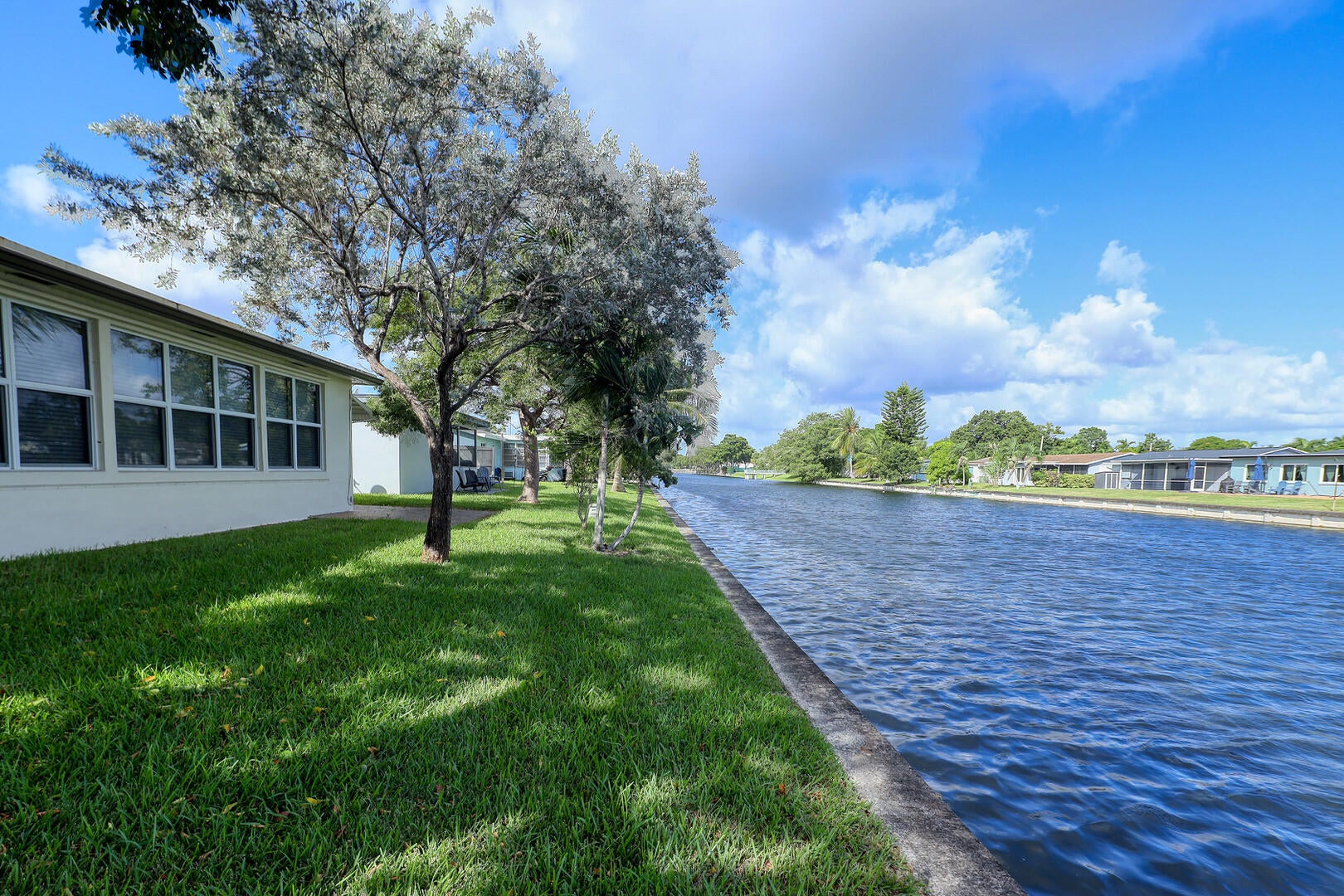 7305 NW 58TH Court