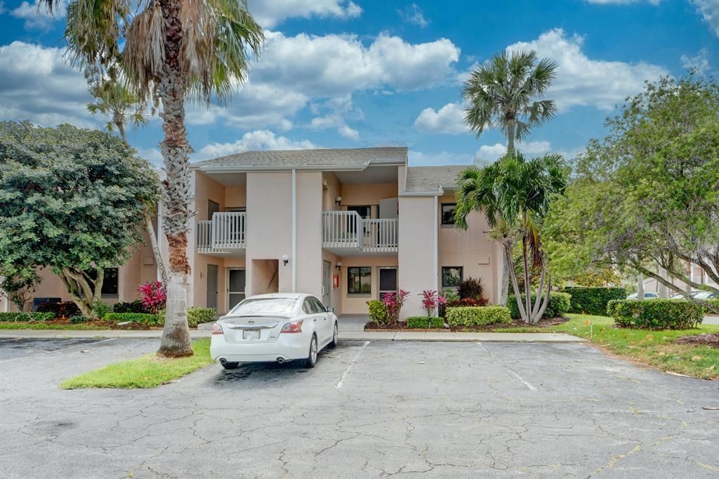 Photo of 2400 S Ocean Drive #3411, Fort Pierce, FL 34949 (MLS # R10712884)