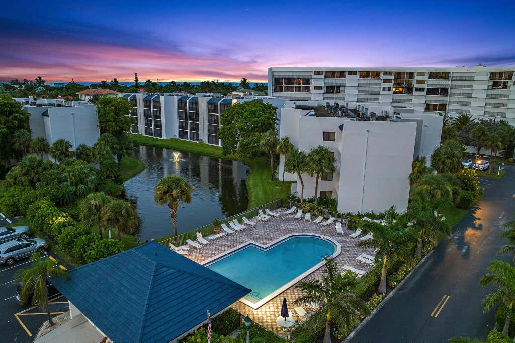 Photo of 1605 S Us Highway 1 #A301, Jupiter, FL 33477 (MLS # R11091101)