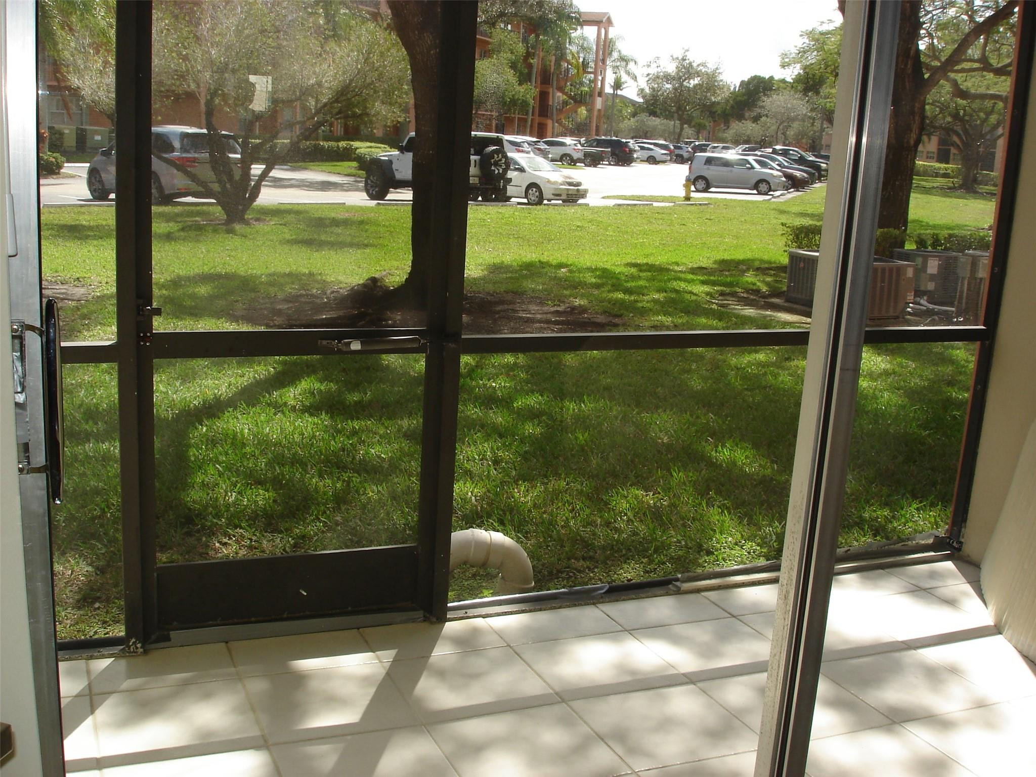 571 SW 142 Avenue 106