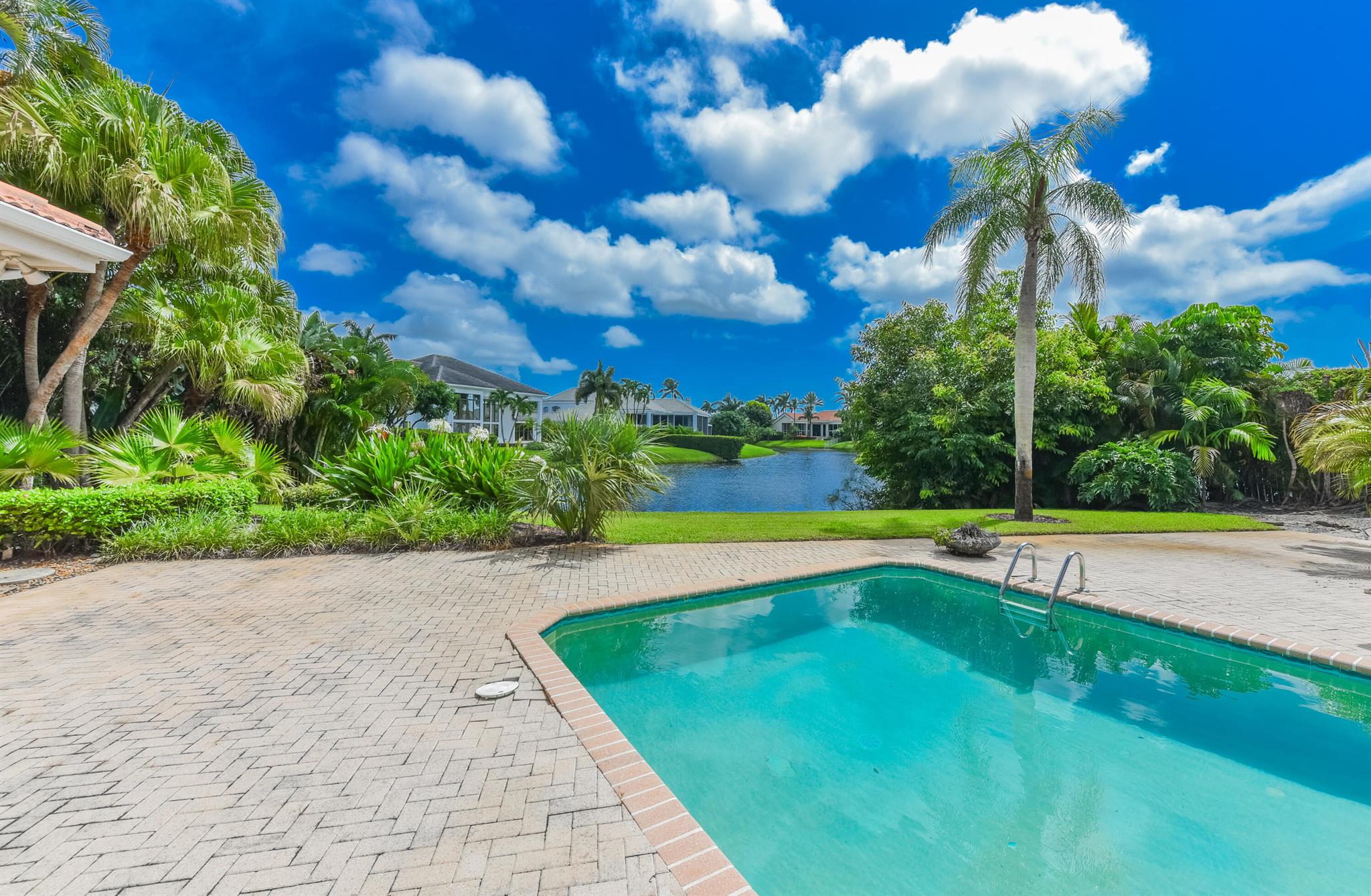 ST ANDREWS COUNTRY CLUB - Residential