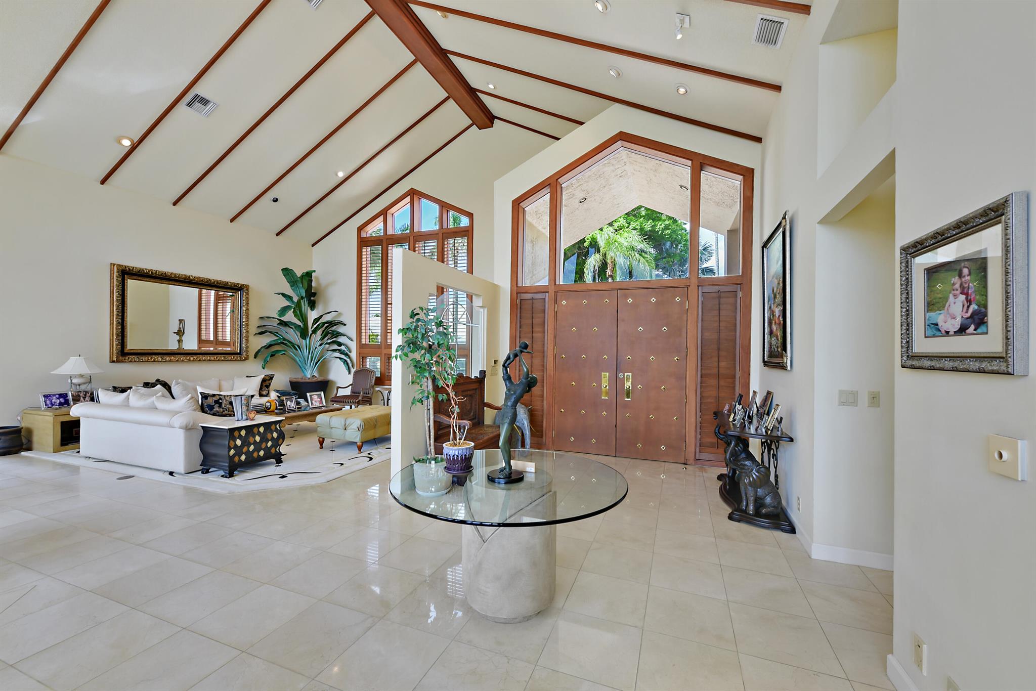 6923 Queenferry Circle