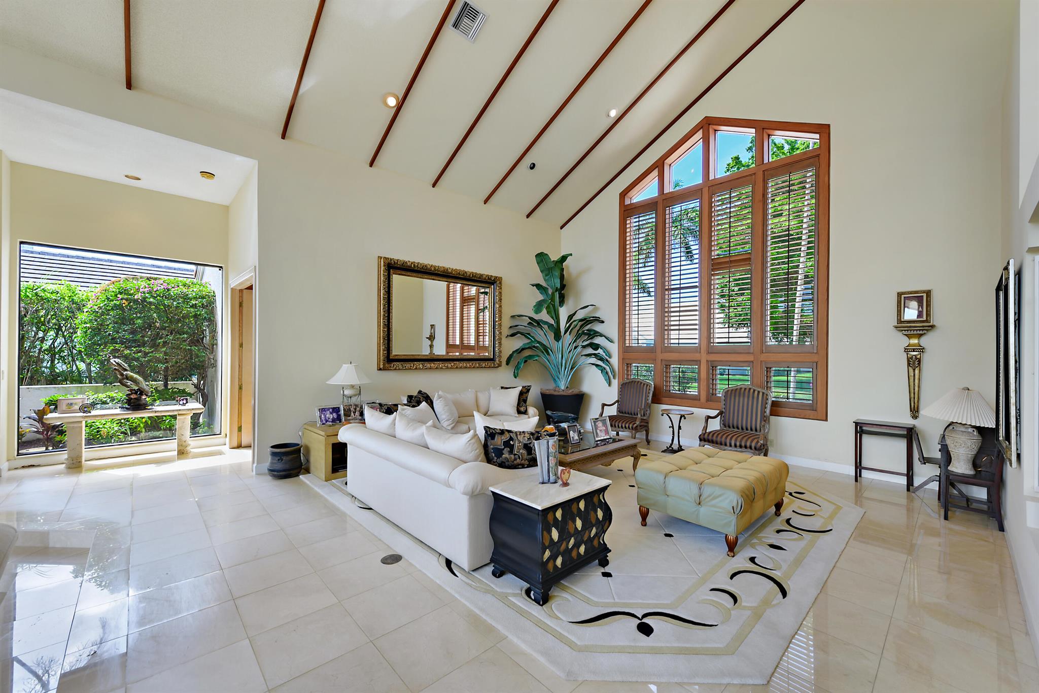 6923 Queenferry Circle