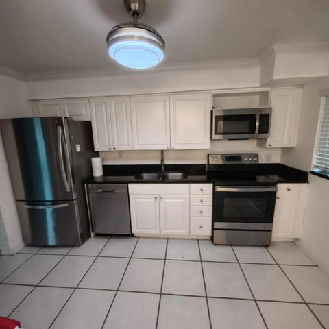 Tiny photo for 5631 NE 5th Terrace, Oakland Park, FL 33334 (MLS # B26041433)