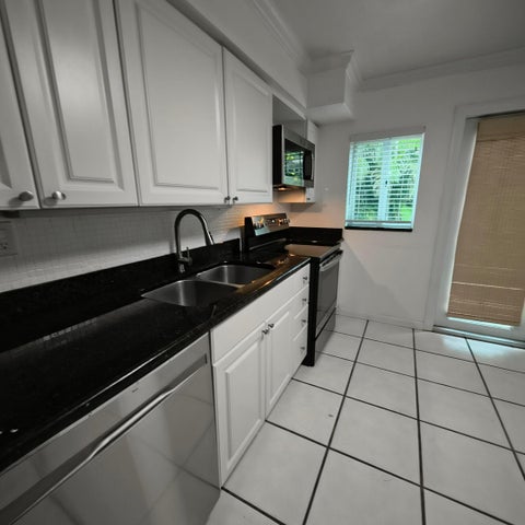 Tiny photo for 5631 NE 5th Terrace, Oakland Park, FL 33334 (MLS # B26041433)