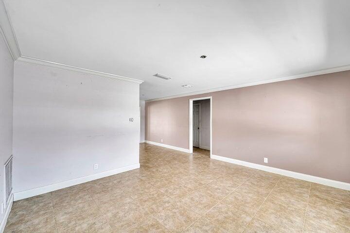 PARADISE GARDENS SEC 4 - Residential