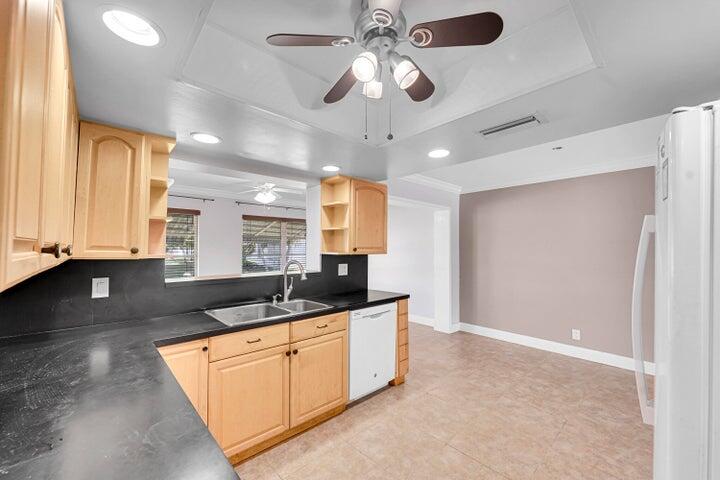 PARADISE GARDENS SEC 4 - Residential