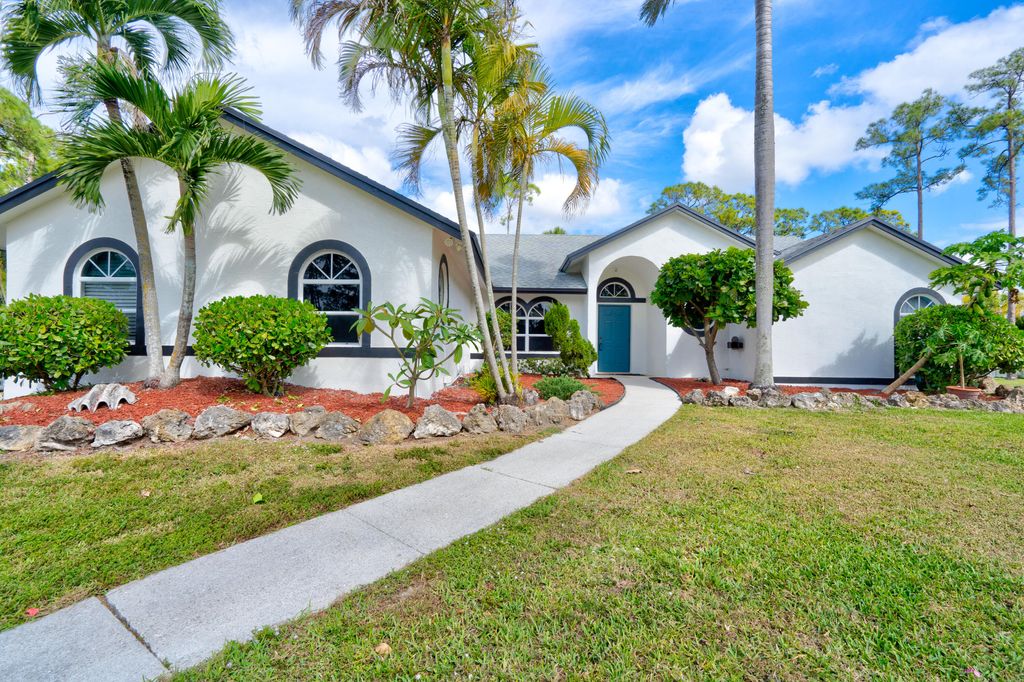 Photo of 12627 79th Court N, West Palm Beach, FL 33412 (MLS # R10866982)