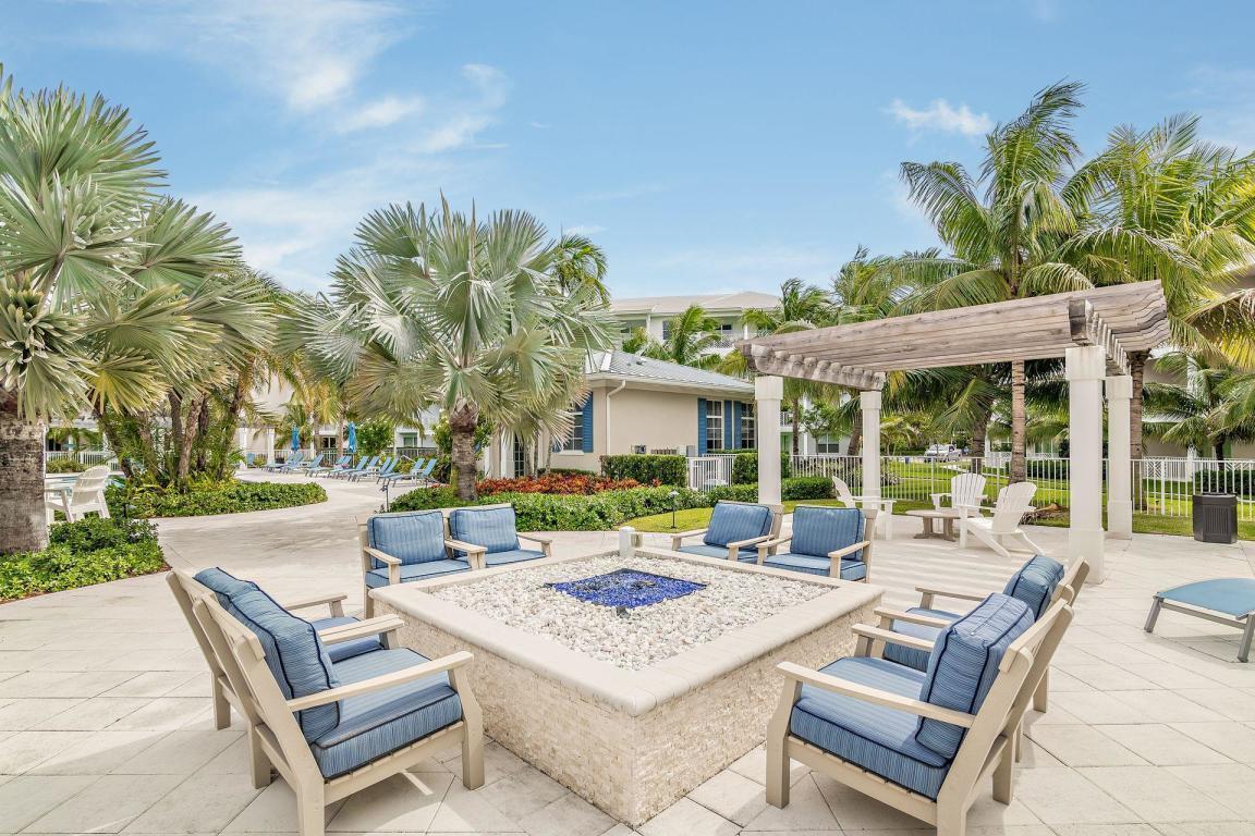 BAY COLONY CONDO - Residential Lease