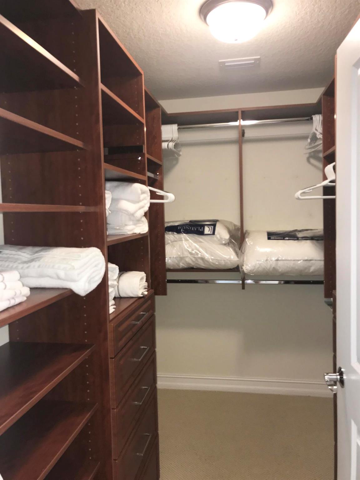 BAY COLONY CONDO - Residential Lease