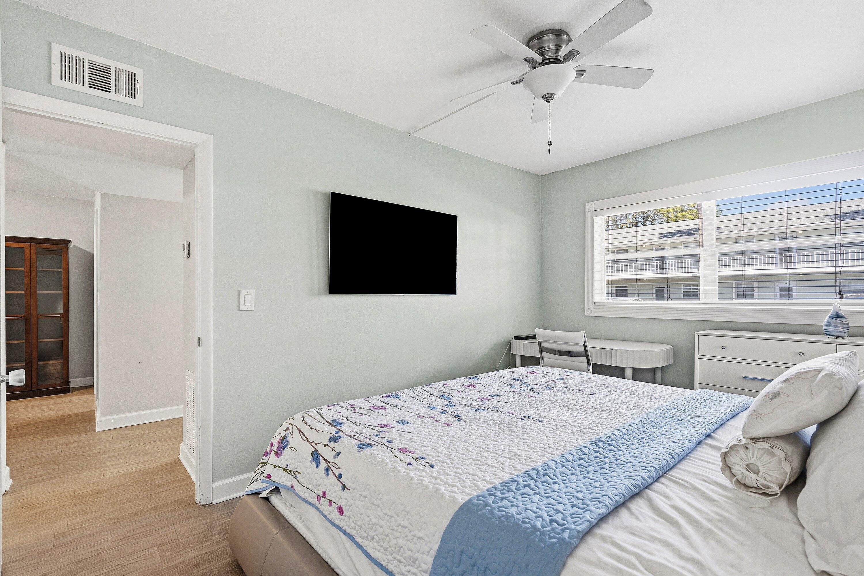 SABAL PINE CONDO - Residential Lease