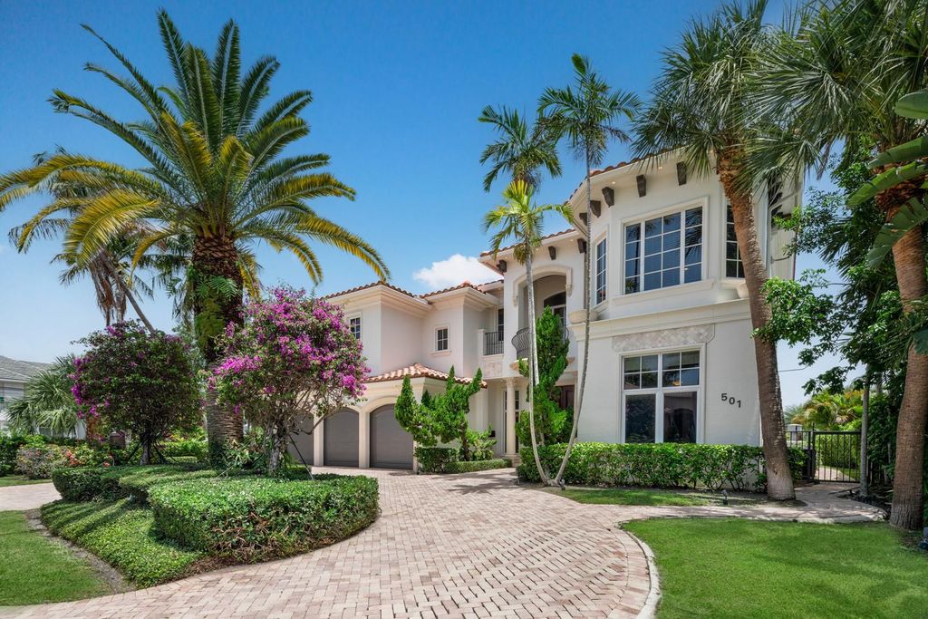 Photo of 501 Golden Harbour Drive, Boca Raton, FL 33432 (MLS # F10550827)
