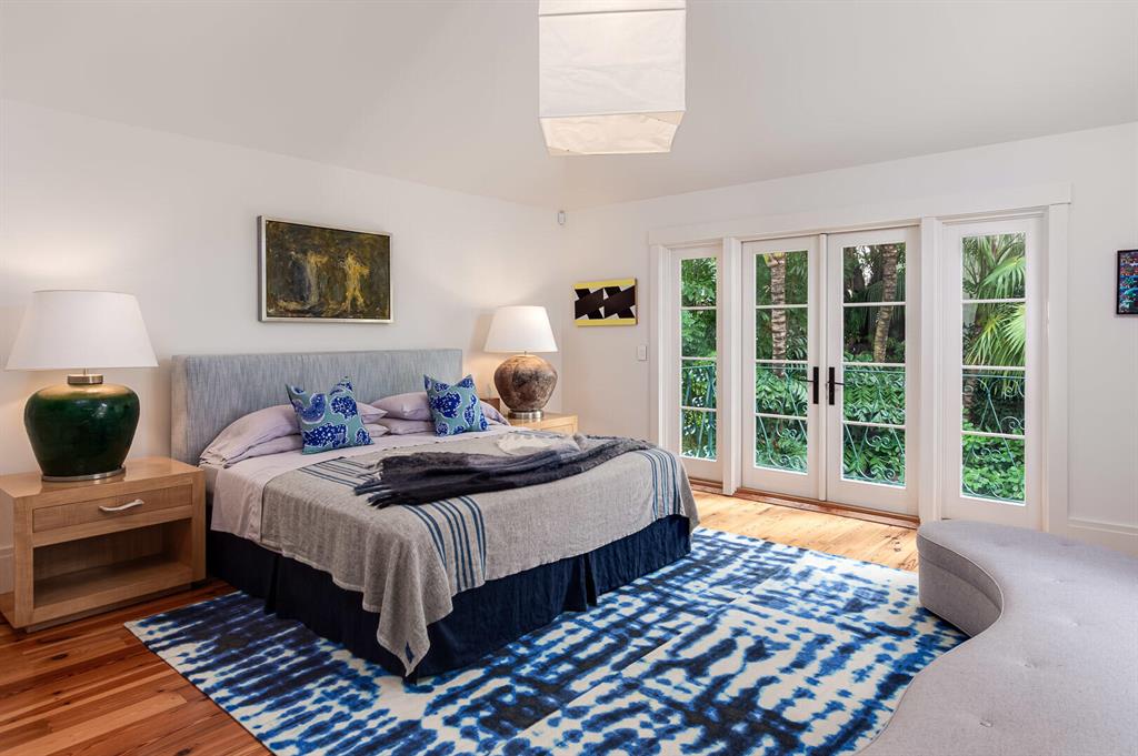 PLAZA PL - Residential