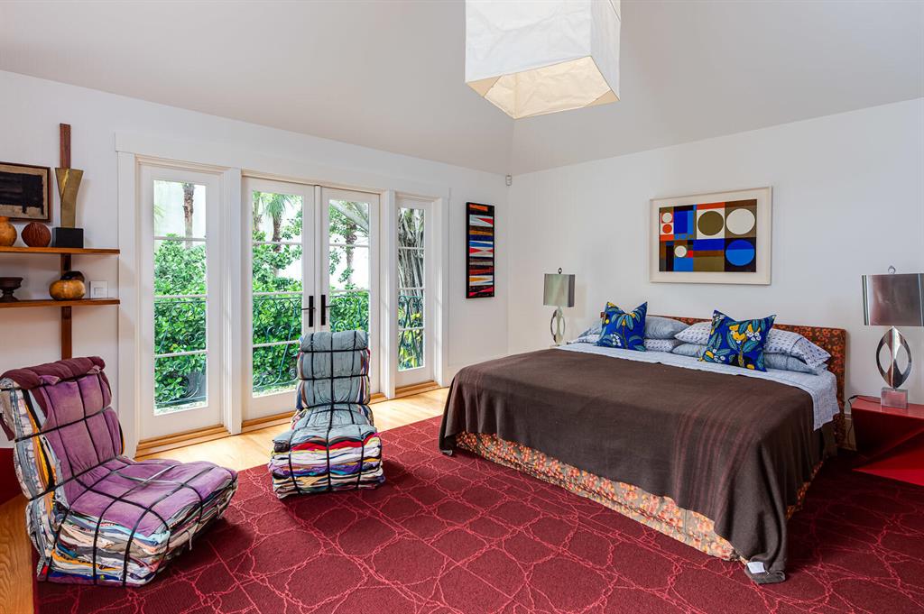 PLAZA PL - Residential