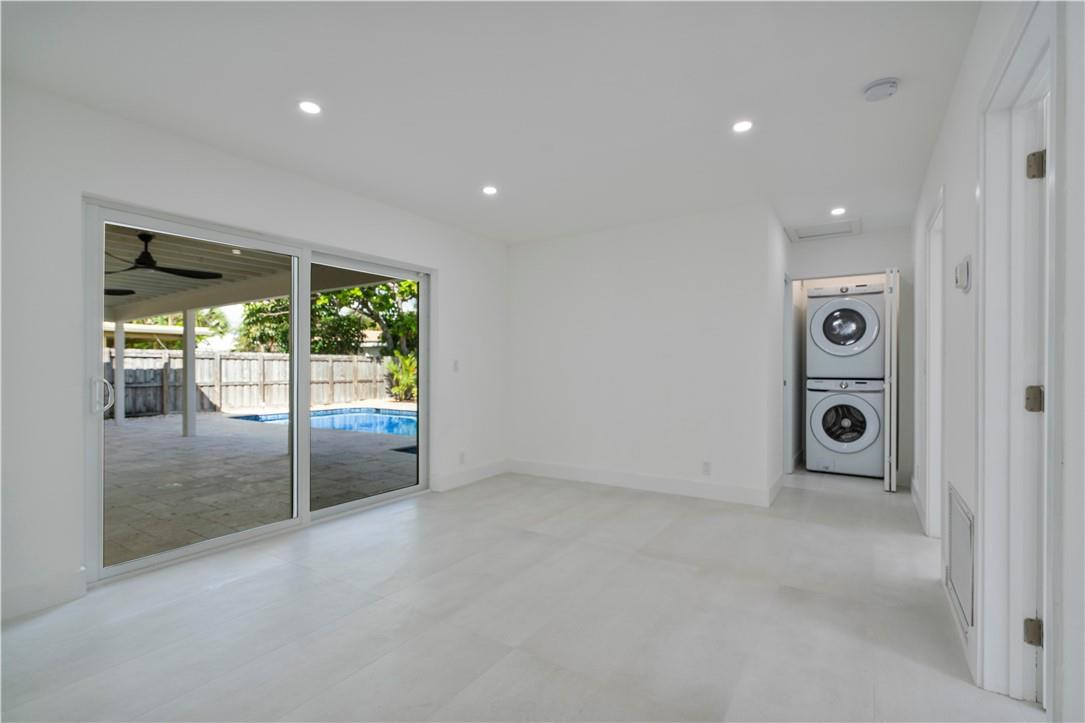 Imperial Point 3rd Sec 55 - Residential