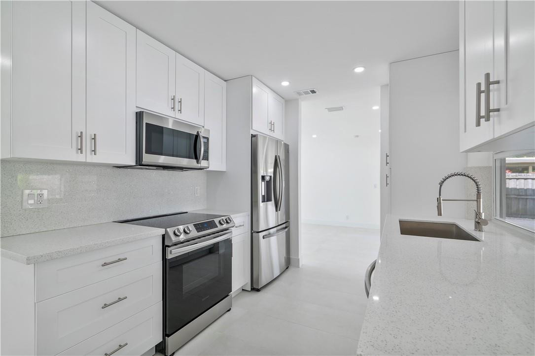 Imperial Point 3rd Sec 55 - Residential