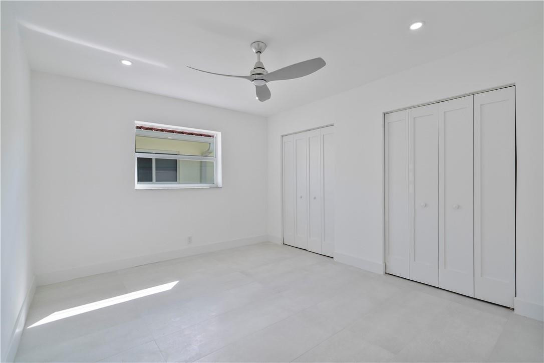 Imperial Point 3rd Sec 55 - Residential