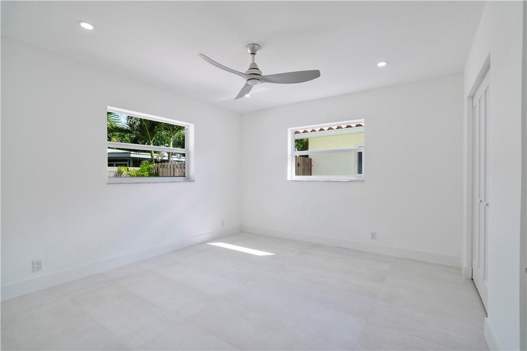 Imperial Point 3rd Sec 55 - Residential