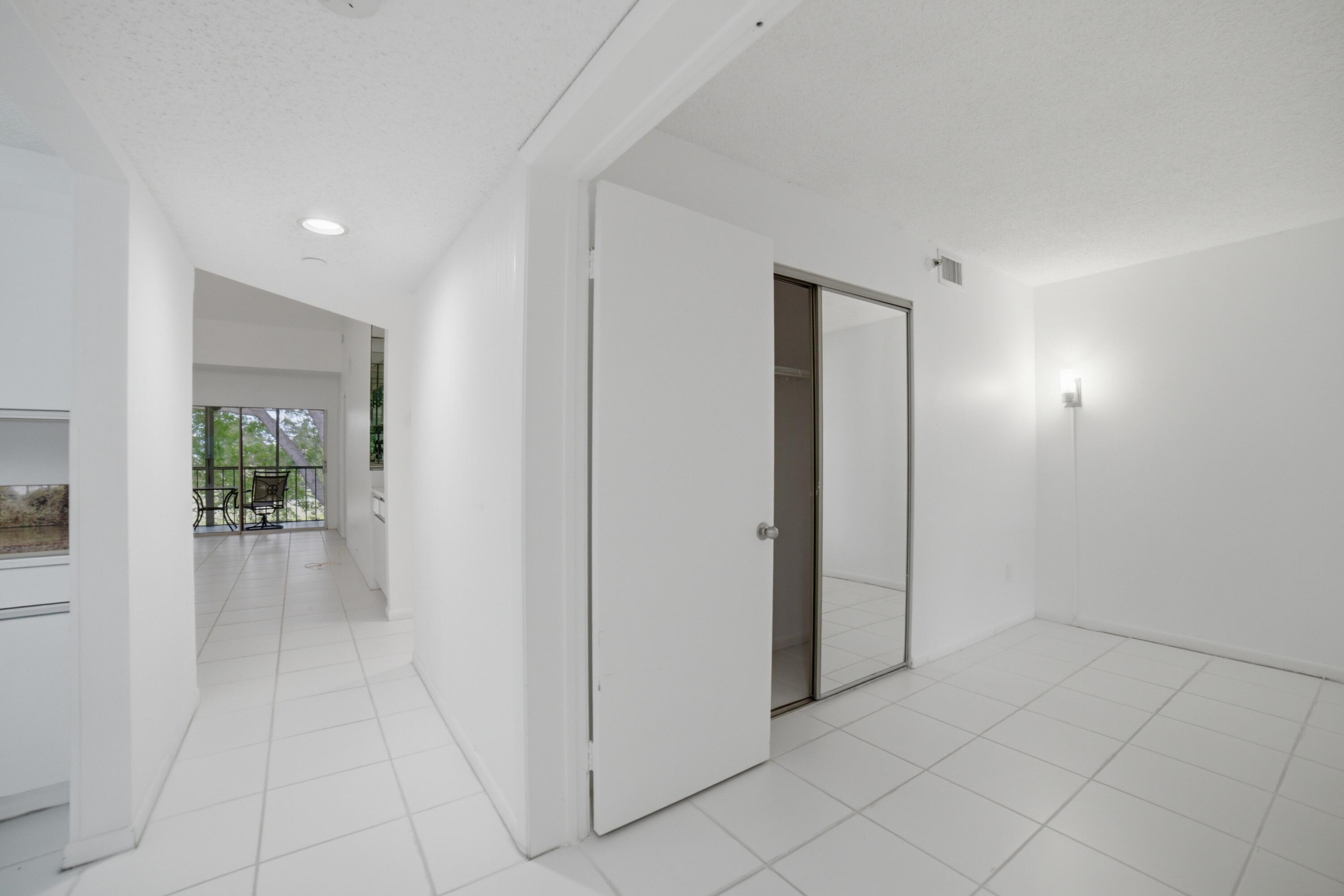 San De Vance - Residential