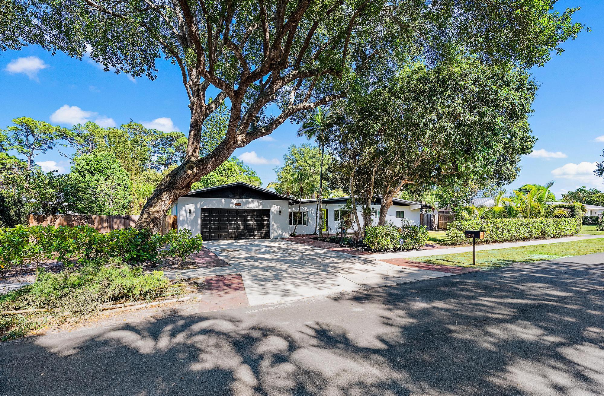 BROADWAY SECTION OF ST LUCIE ESTATES SUBDIVISION - Residential Lease