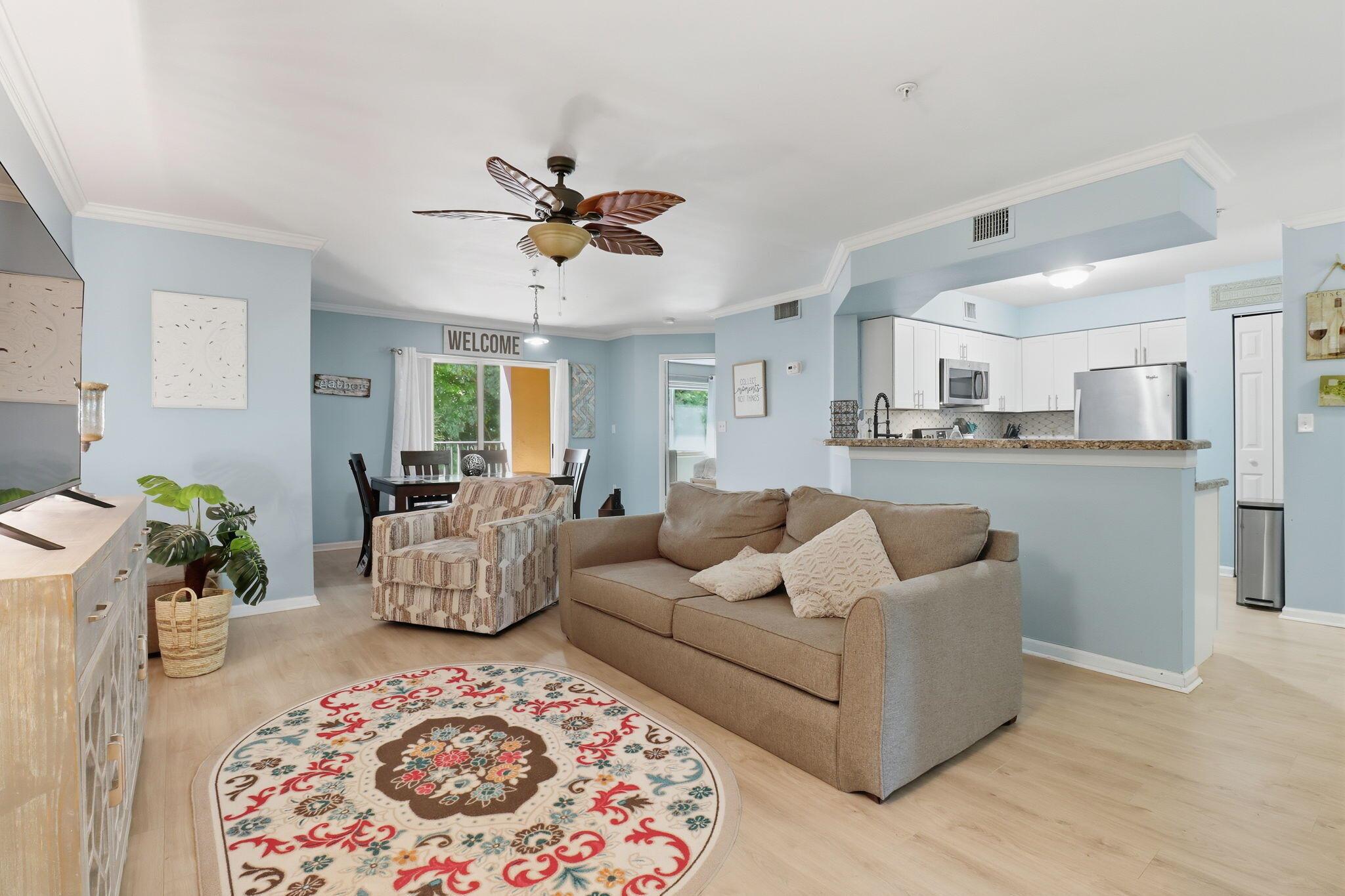 HYPOLUXOS MARINERS CAY CO - Residential Lease