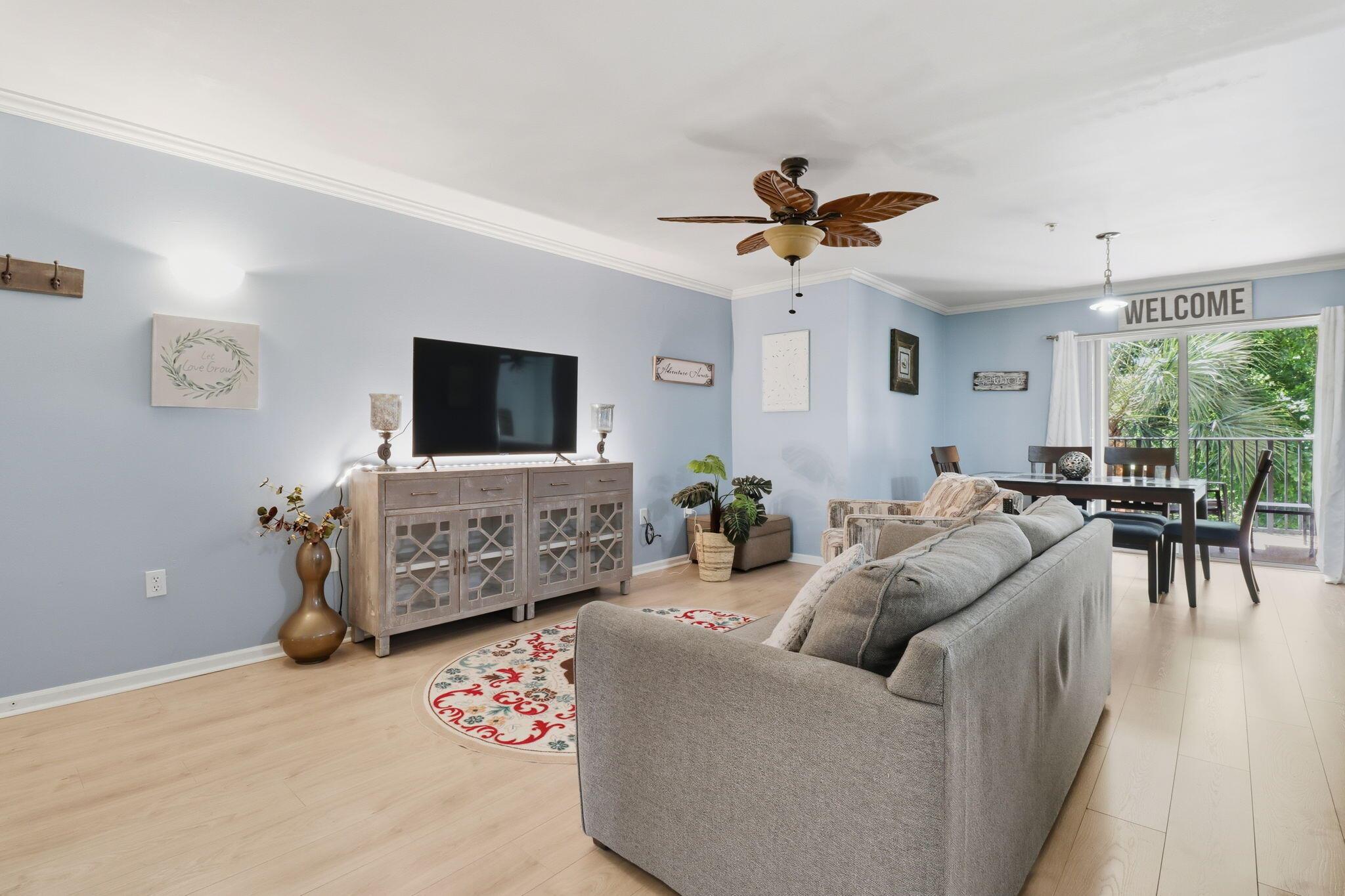 HYPOLUXOS MARINERS CAY CO - Residential Lease