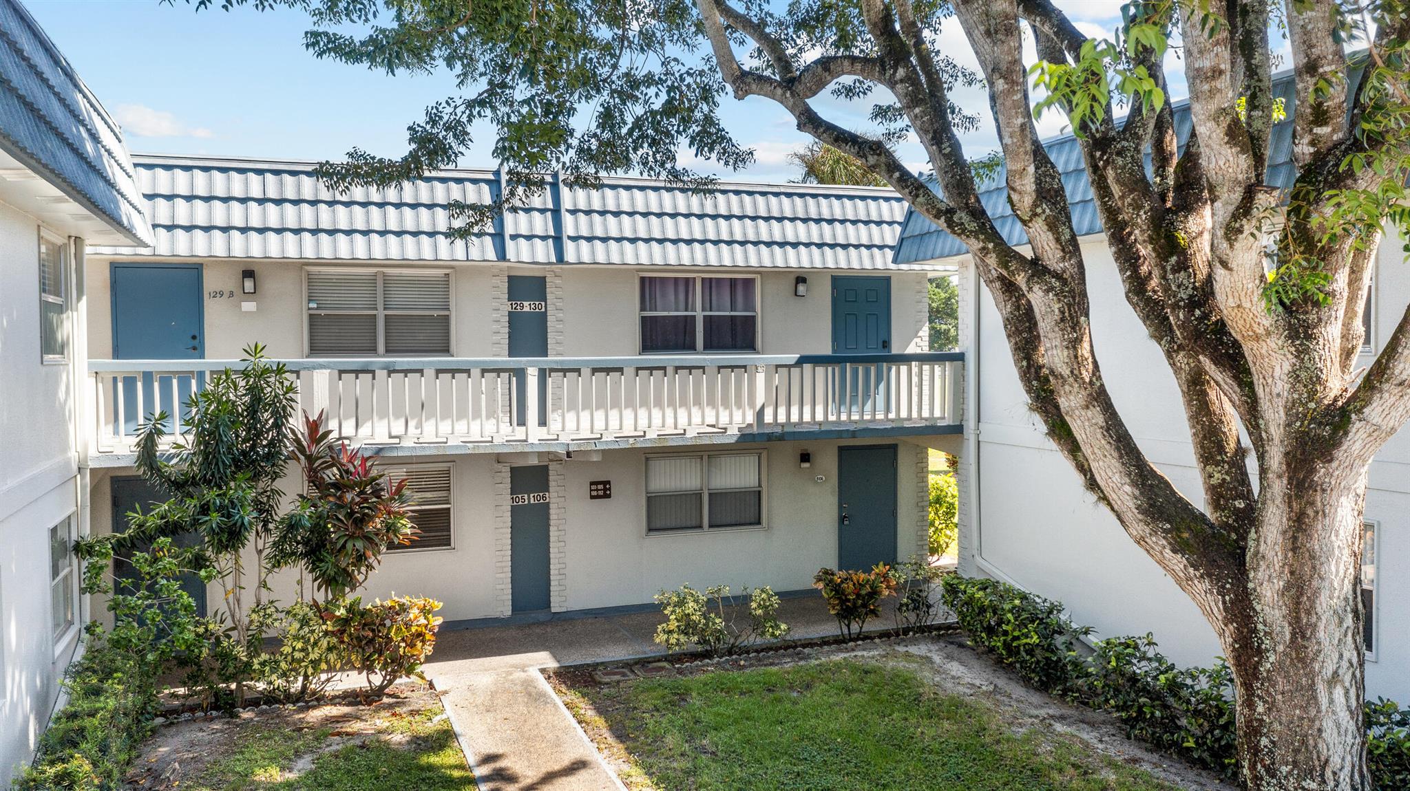 KINGS POINT - Residential