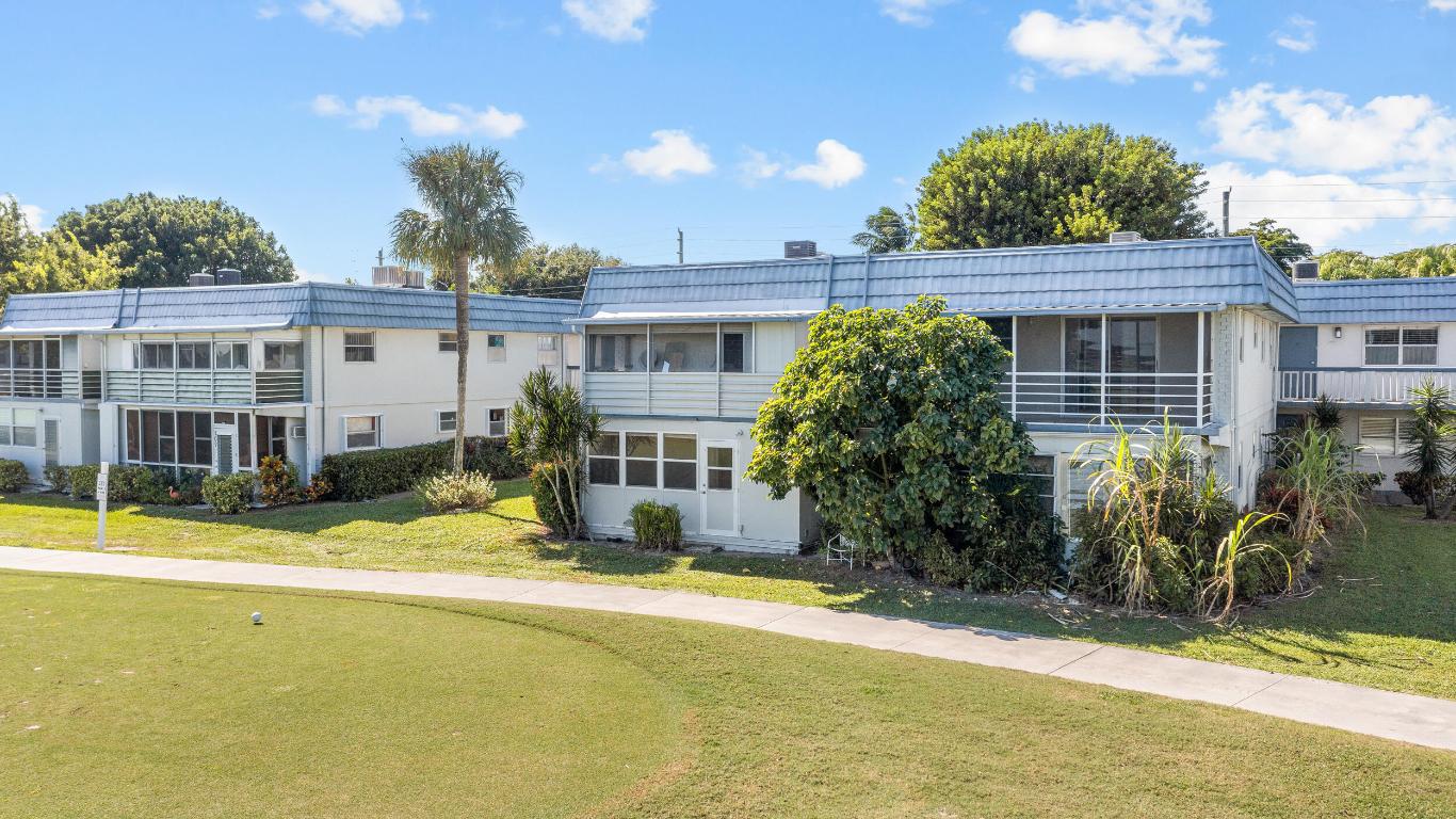 KINGS POINT - Residential